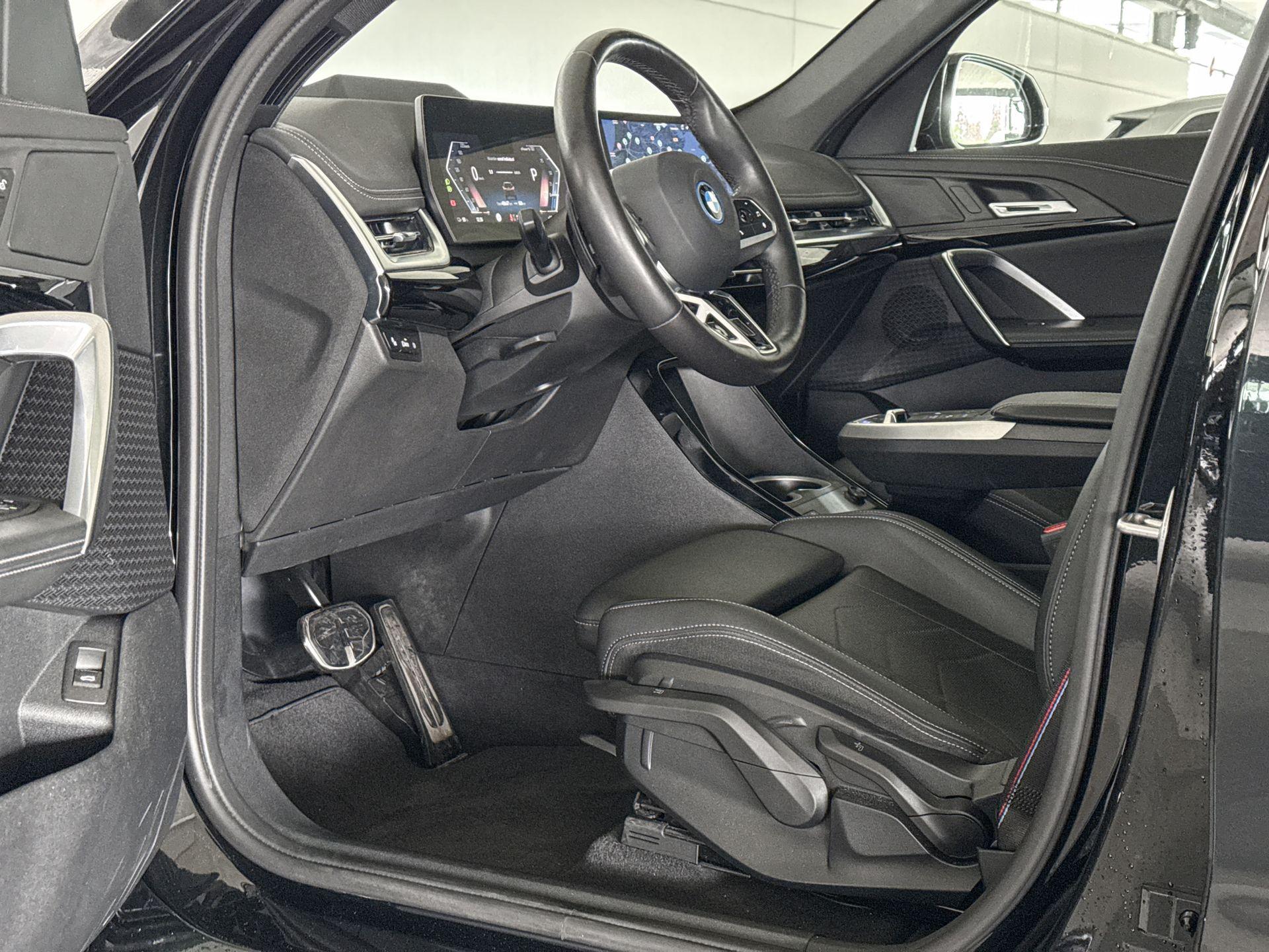 Foto van BMW Ix1 Edrive20