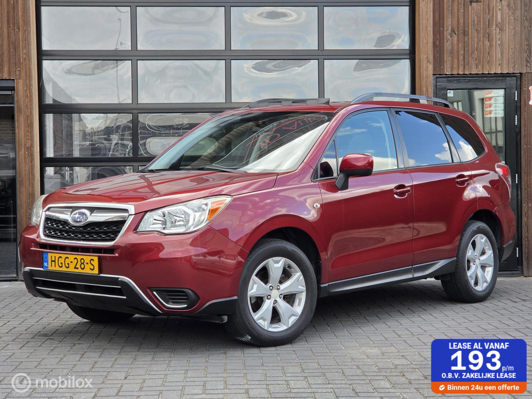 Subaru Forester 2.5i AWD AUTOMAAT PANO CAMERA CRUISE STOELVERW. 2016 - voorkant