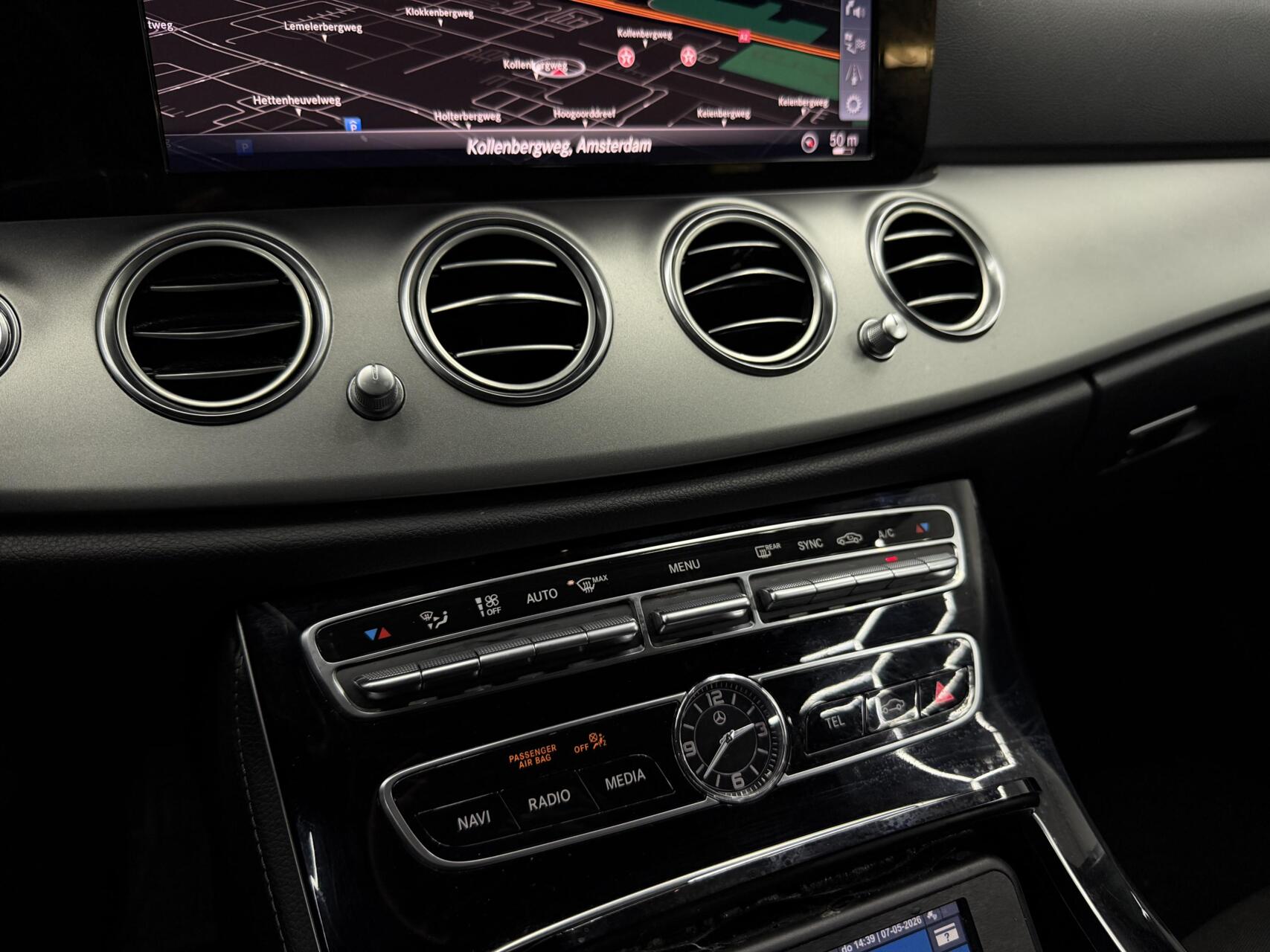Foto van Mercedes-Benz E 220 D