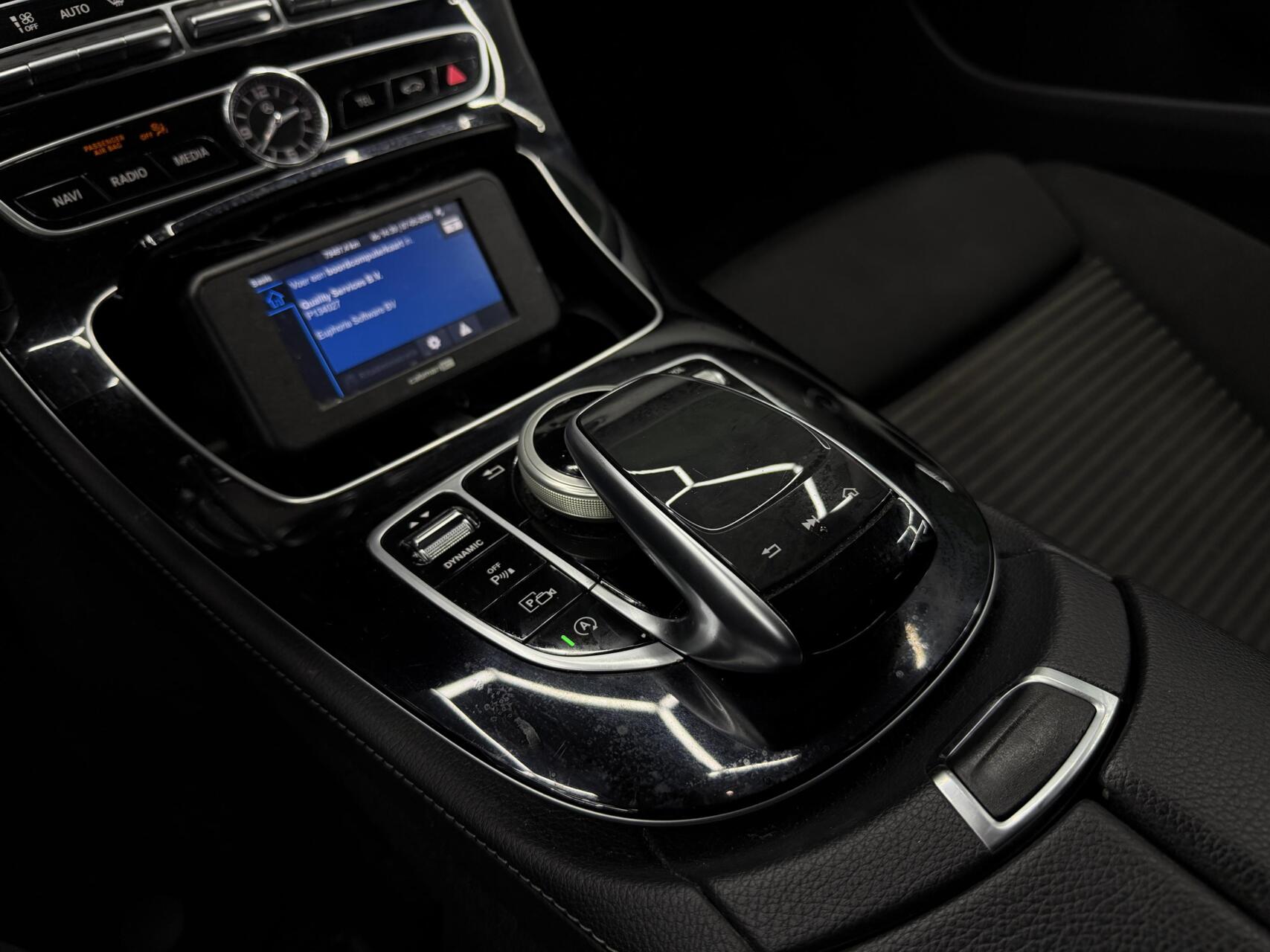 Foto van Mercedes-Benz E 220 D