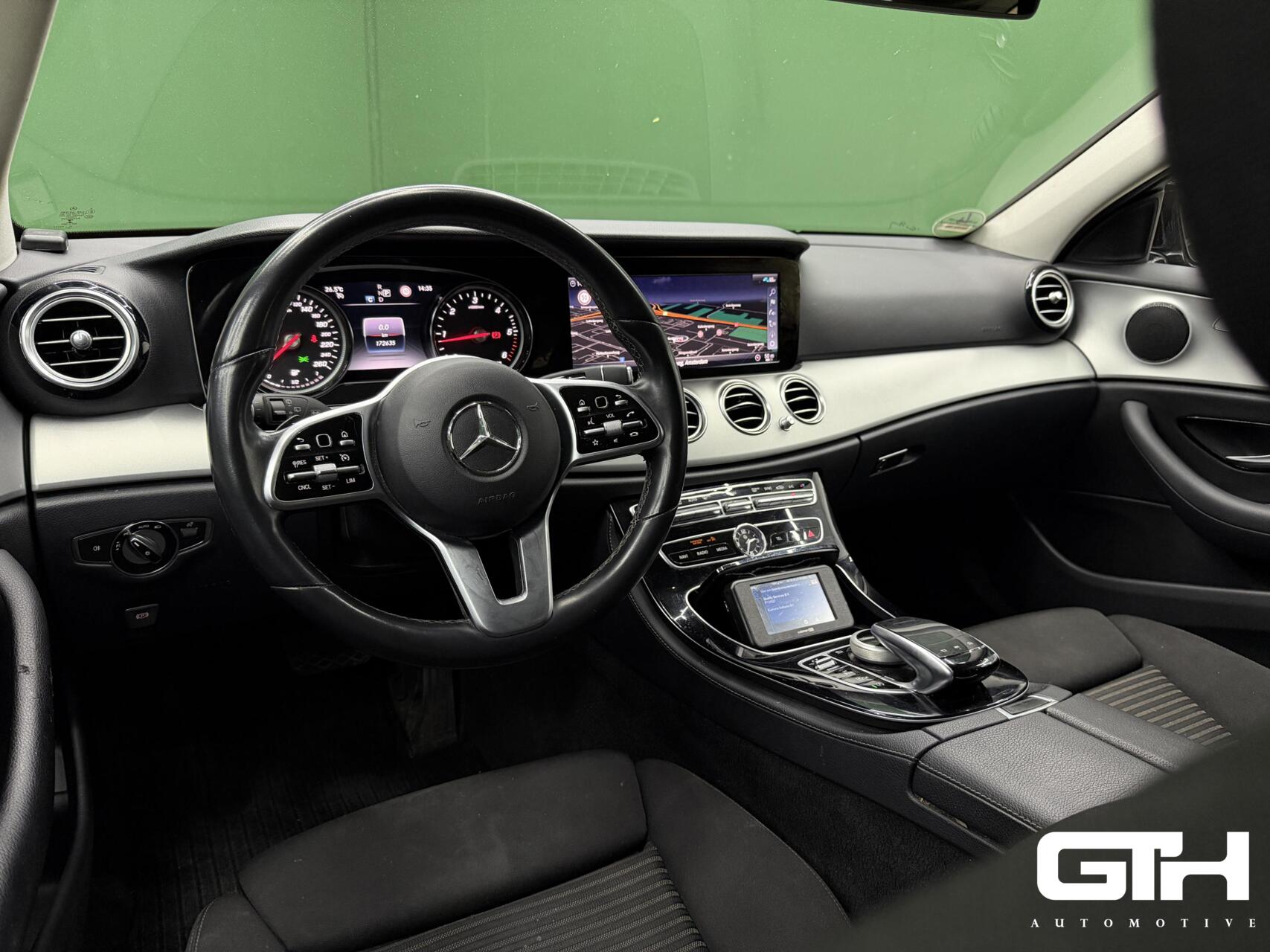 Foto van Mercedes-Benz E 220 D