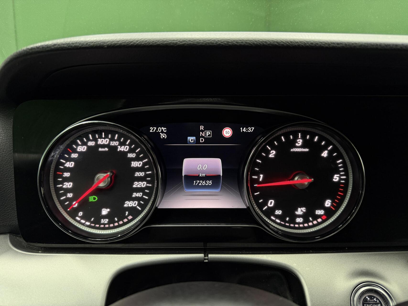 Foto van Mercedes-Benz E 220 D