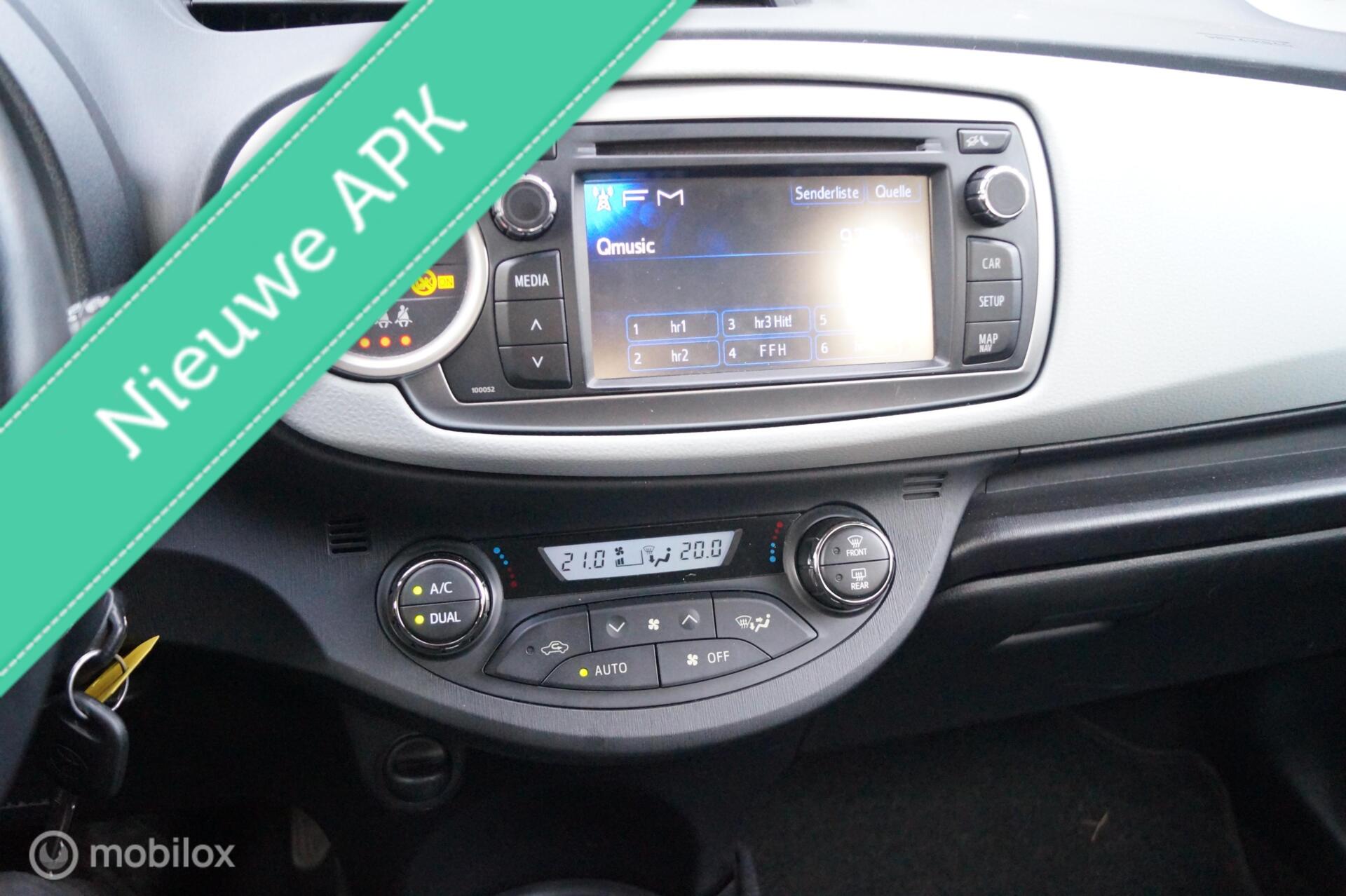 Foto van Toyota Toyota Yaris Hybrid