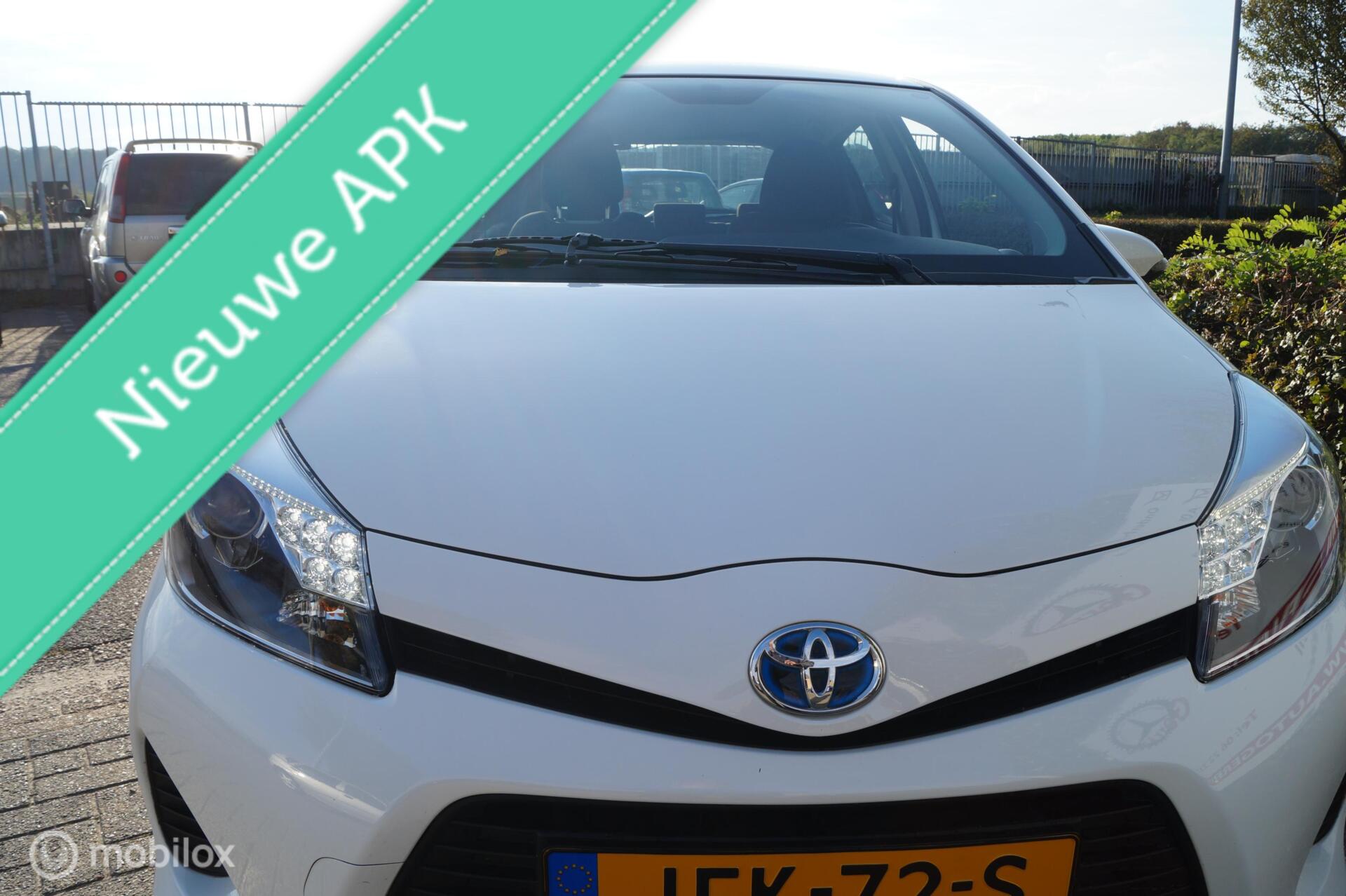 Foto van Toyota Toyota Yaris Hybrid