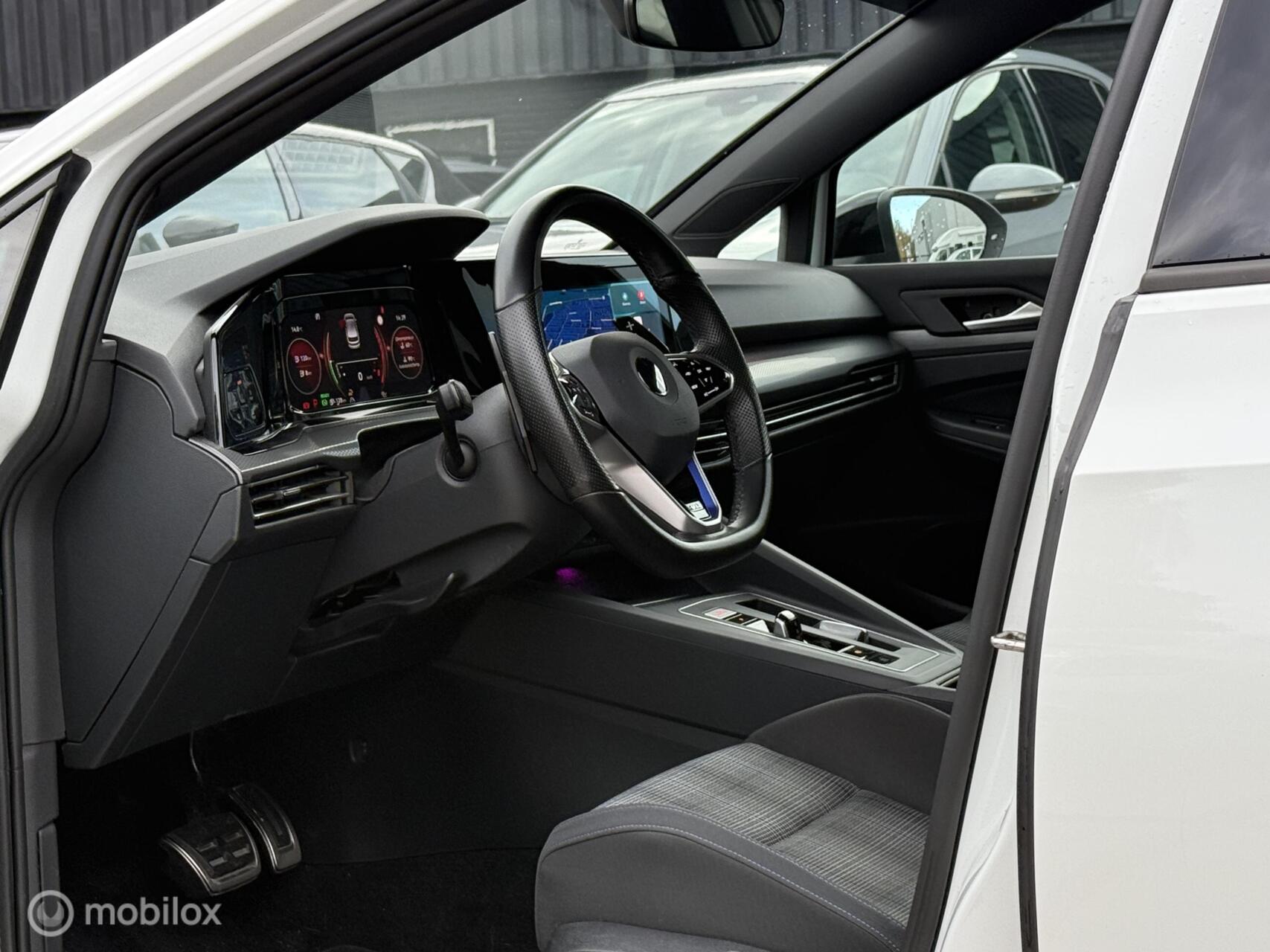 Foto van Volkswagen Golf GTE