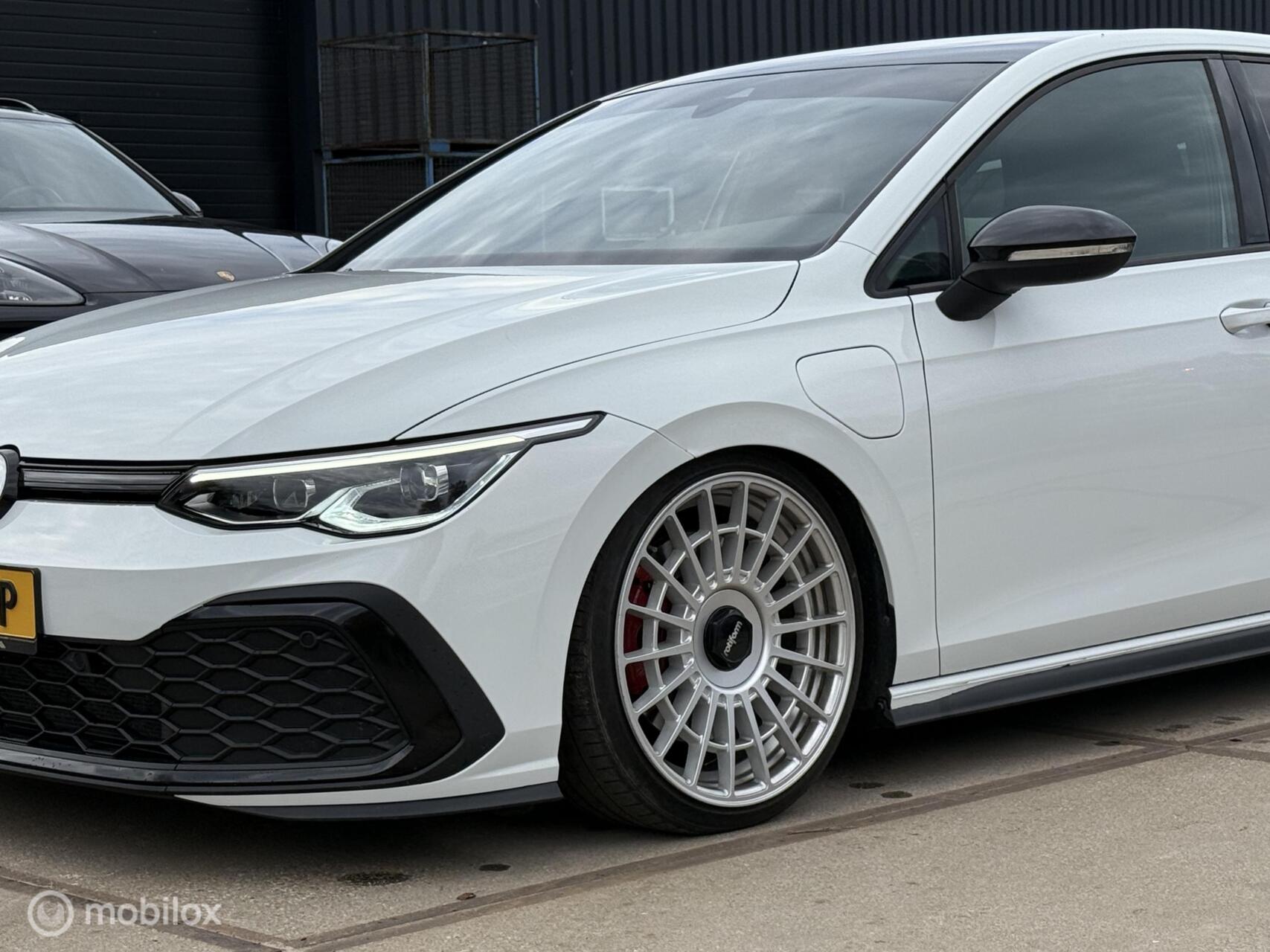 Foto van Volkswagen Golf GTE