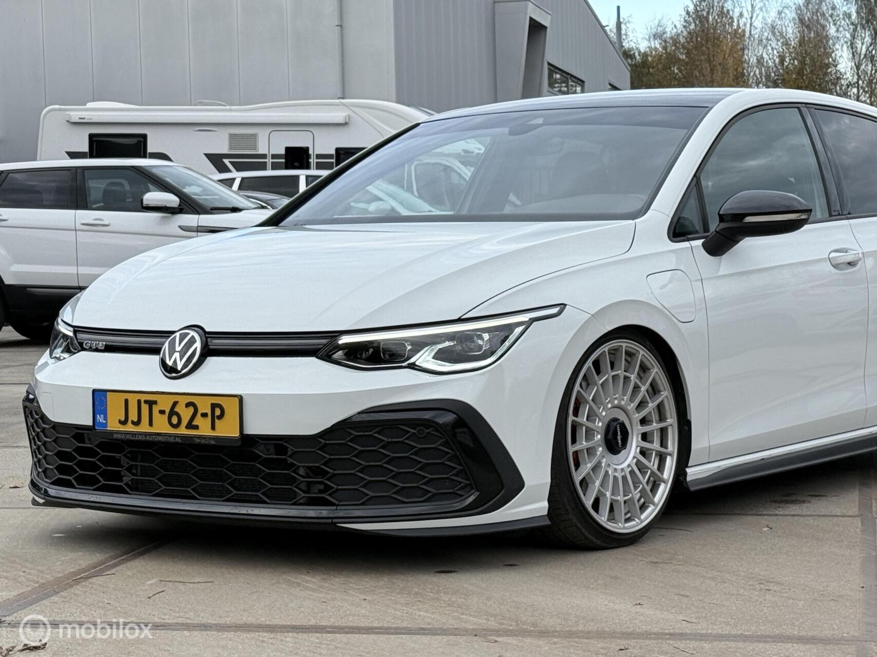 Foto van Volkswagen Golf GTE