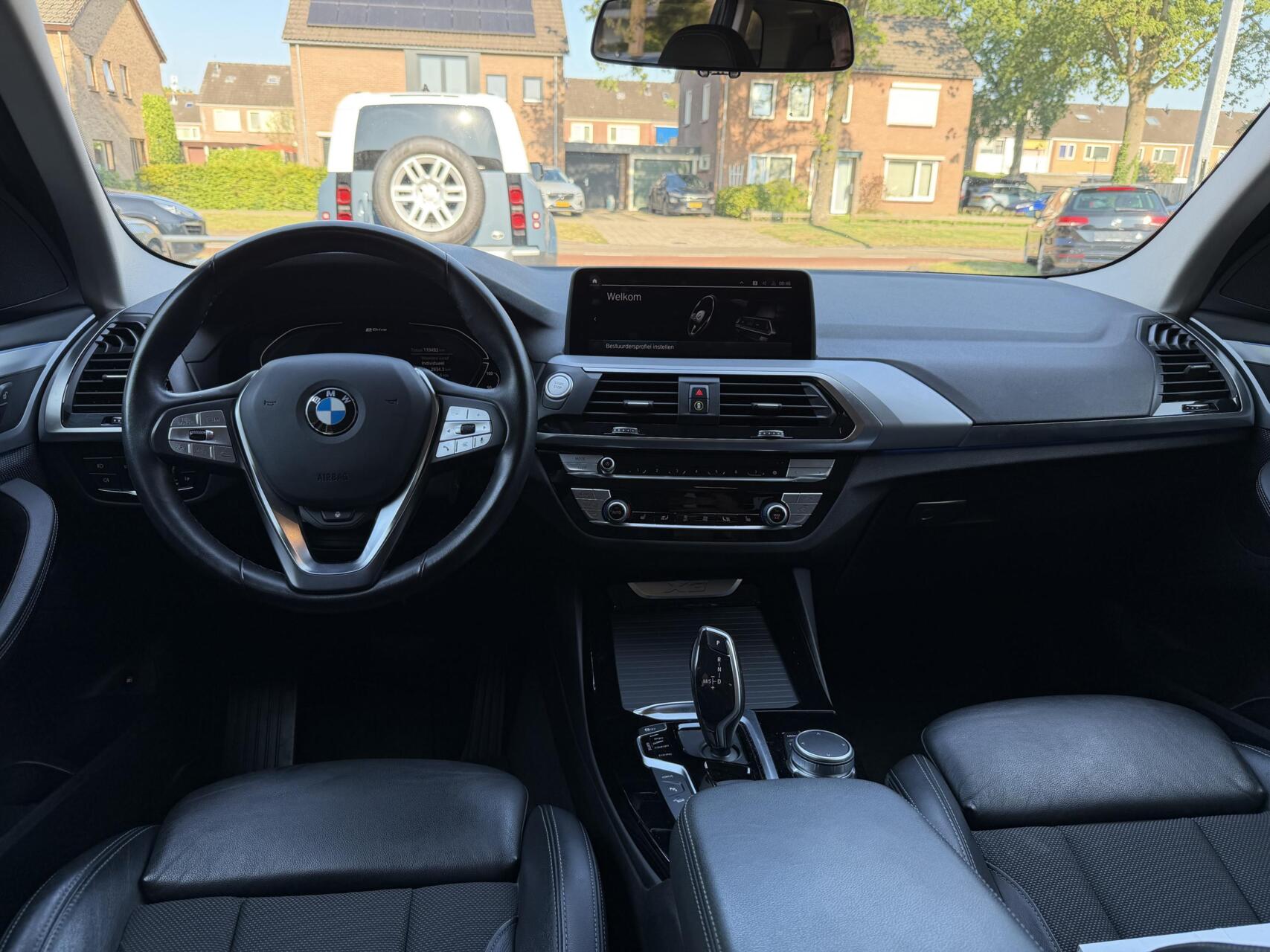 Foto van BMW X3 Xdrive30e