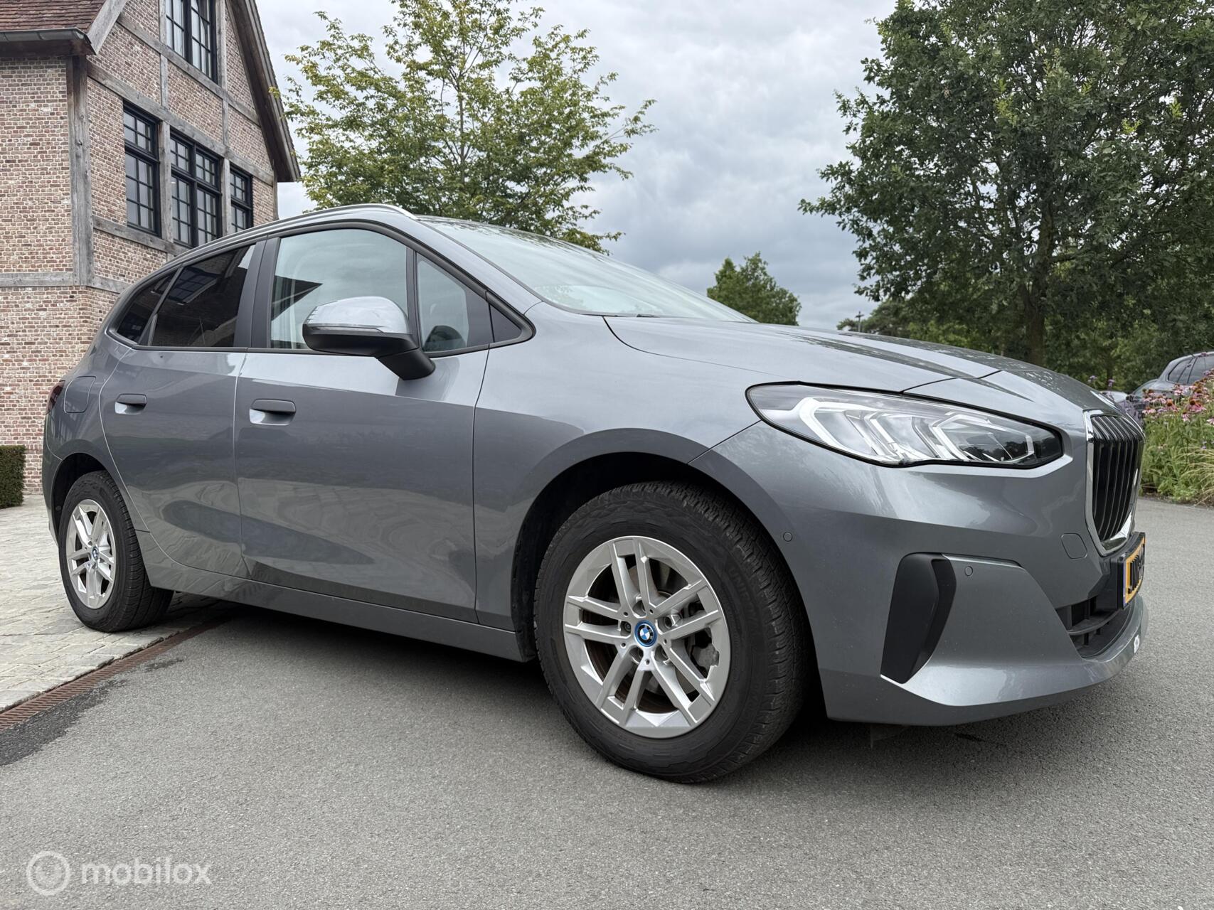 Foto van BMW 225e xDrive Active Tourer