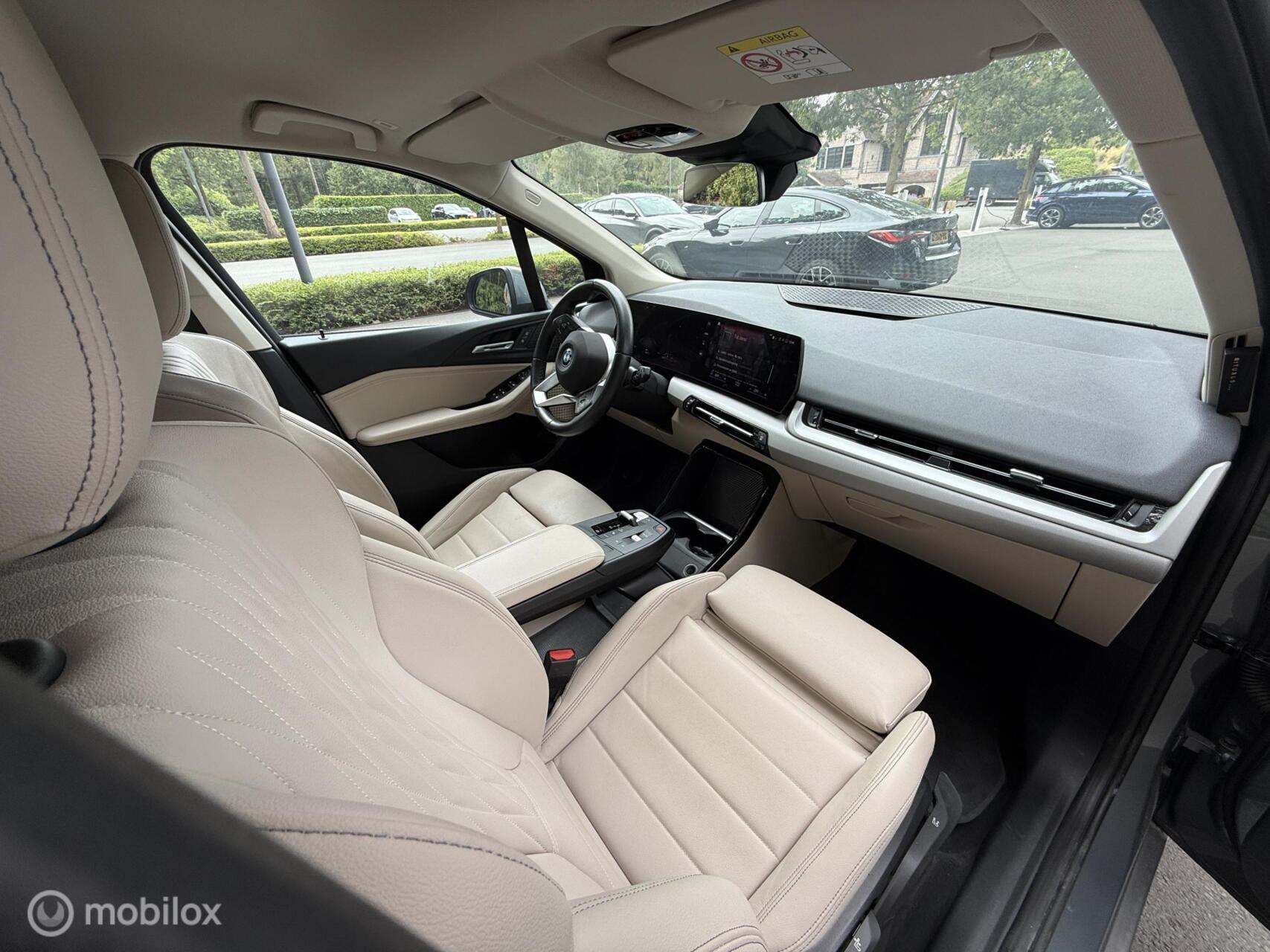 Foto van BMW 225e xDrive Active Tourer