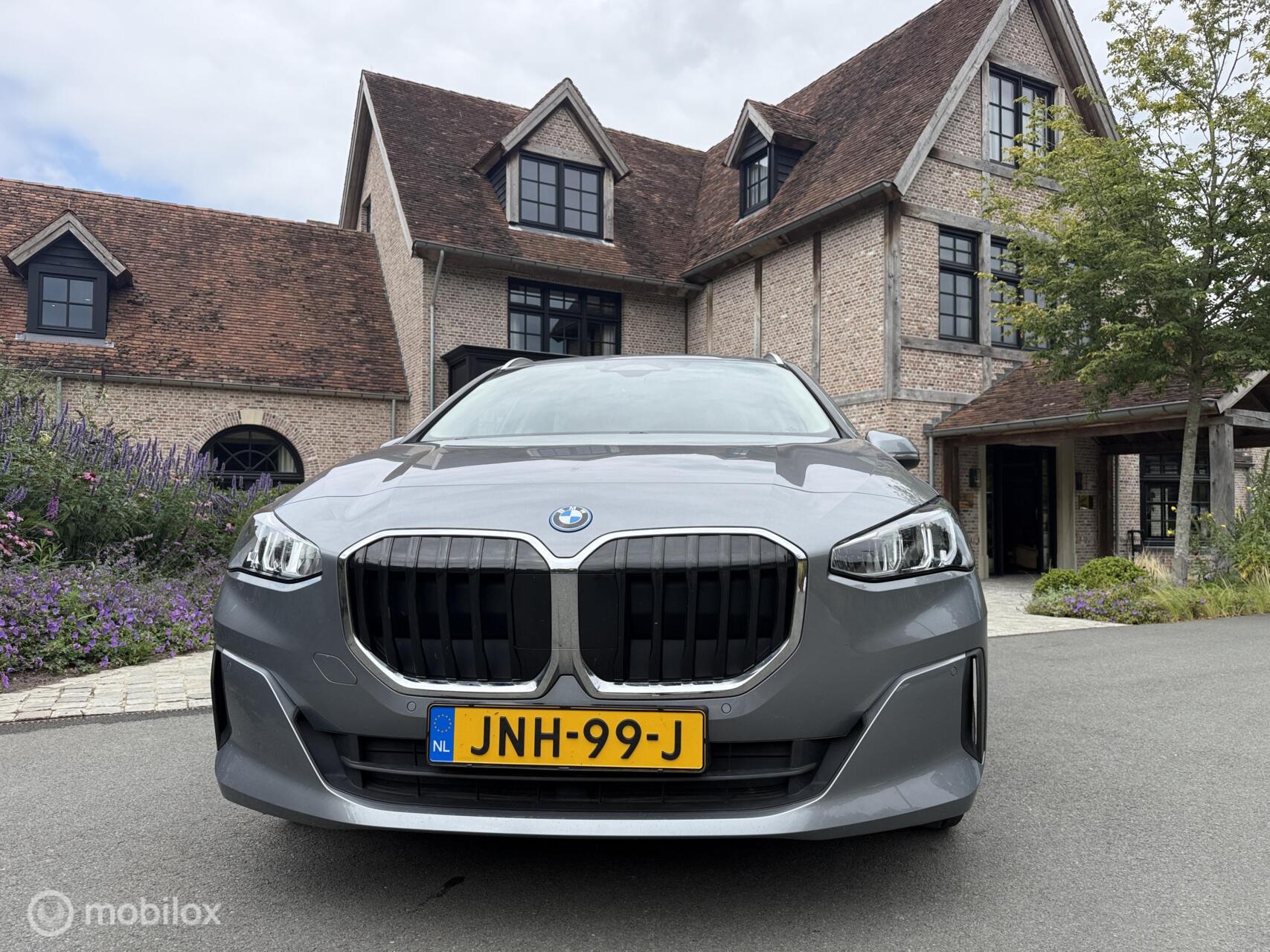 Foto van BMW 225e xDrive Active Tourer