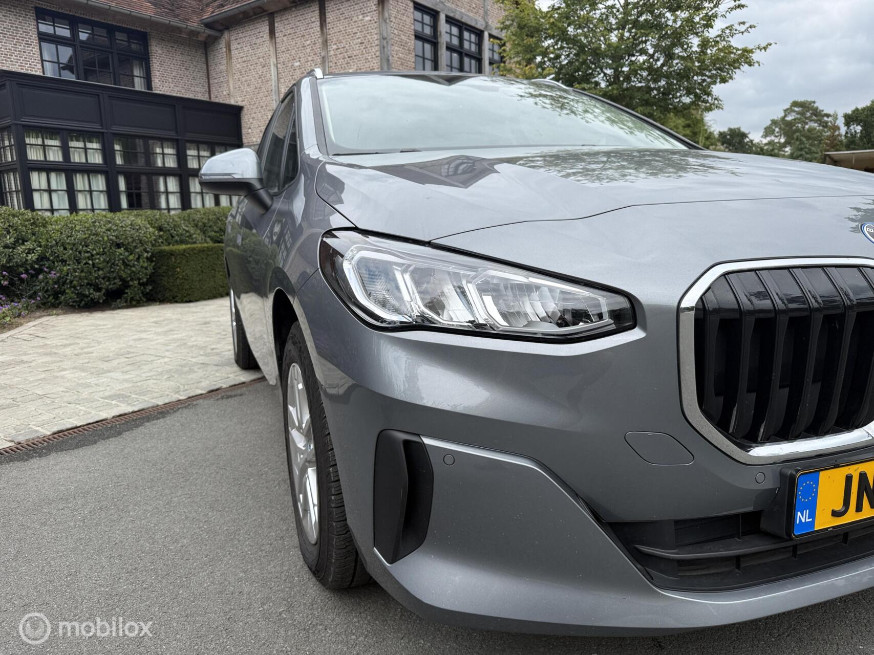 Foto van BMW 225e xDrive Active Tourer