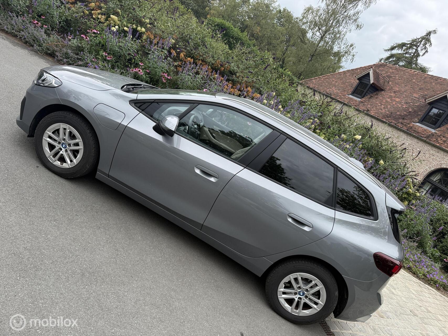 Foto van BMW 225e xDrive Active Tourer