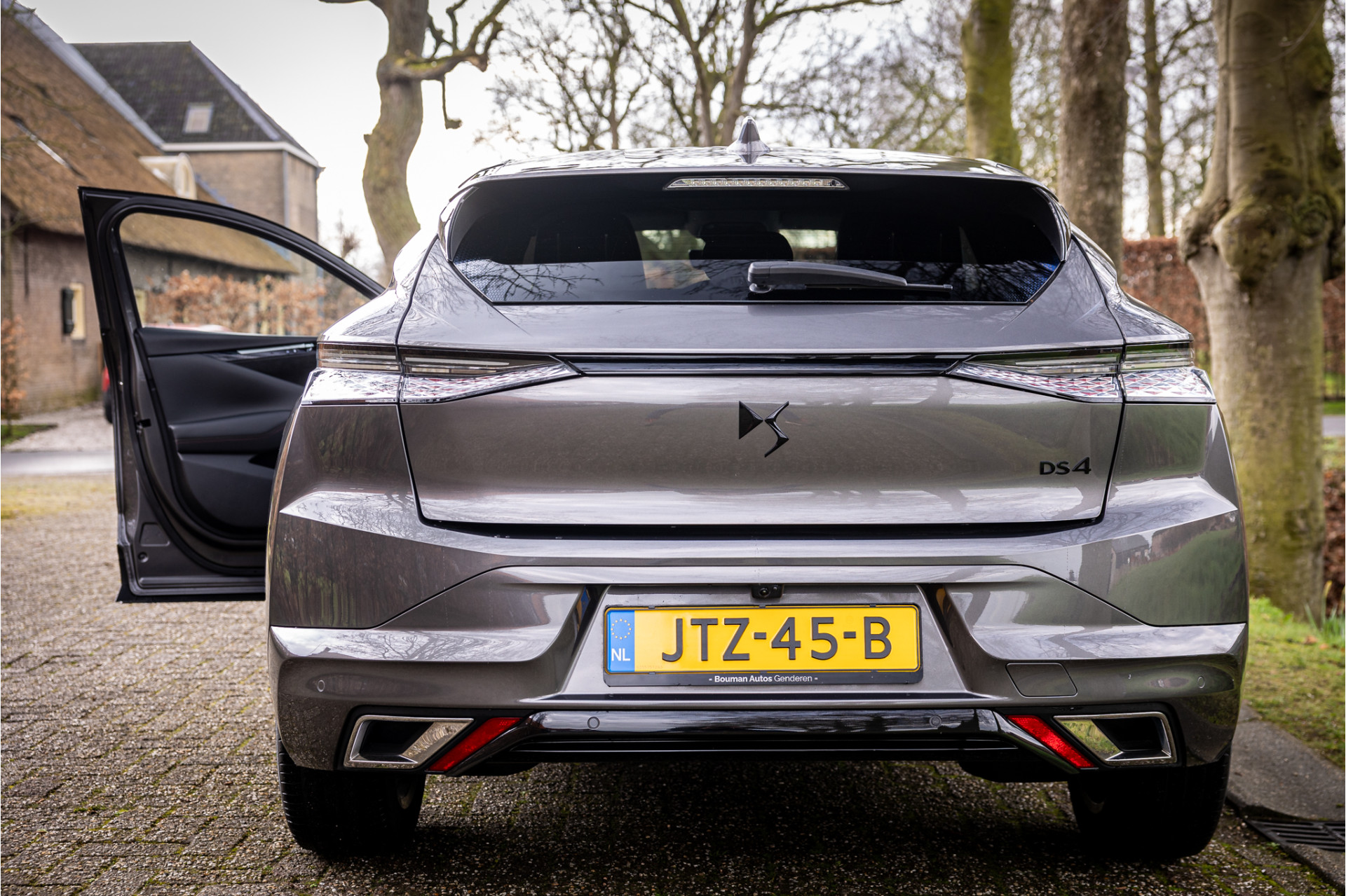 Foto van DS Ds4