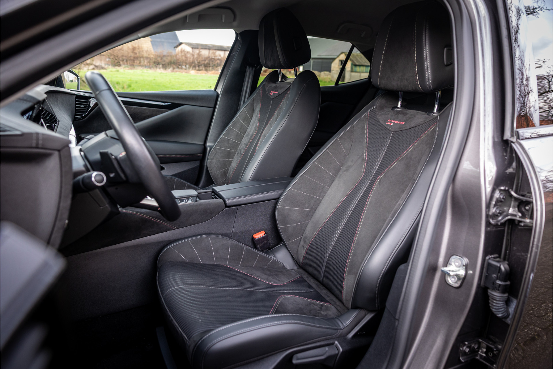 Foto van DS Ds4
