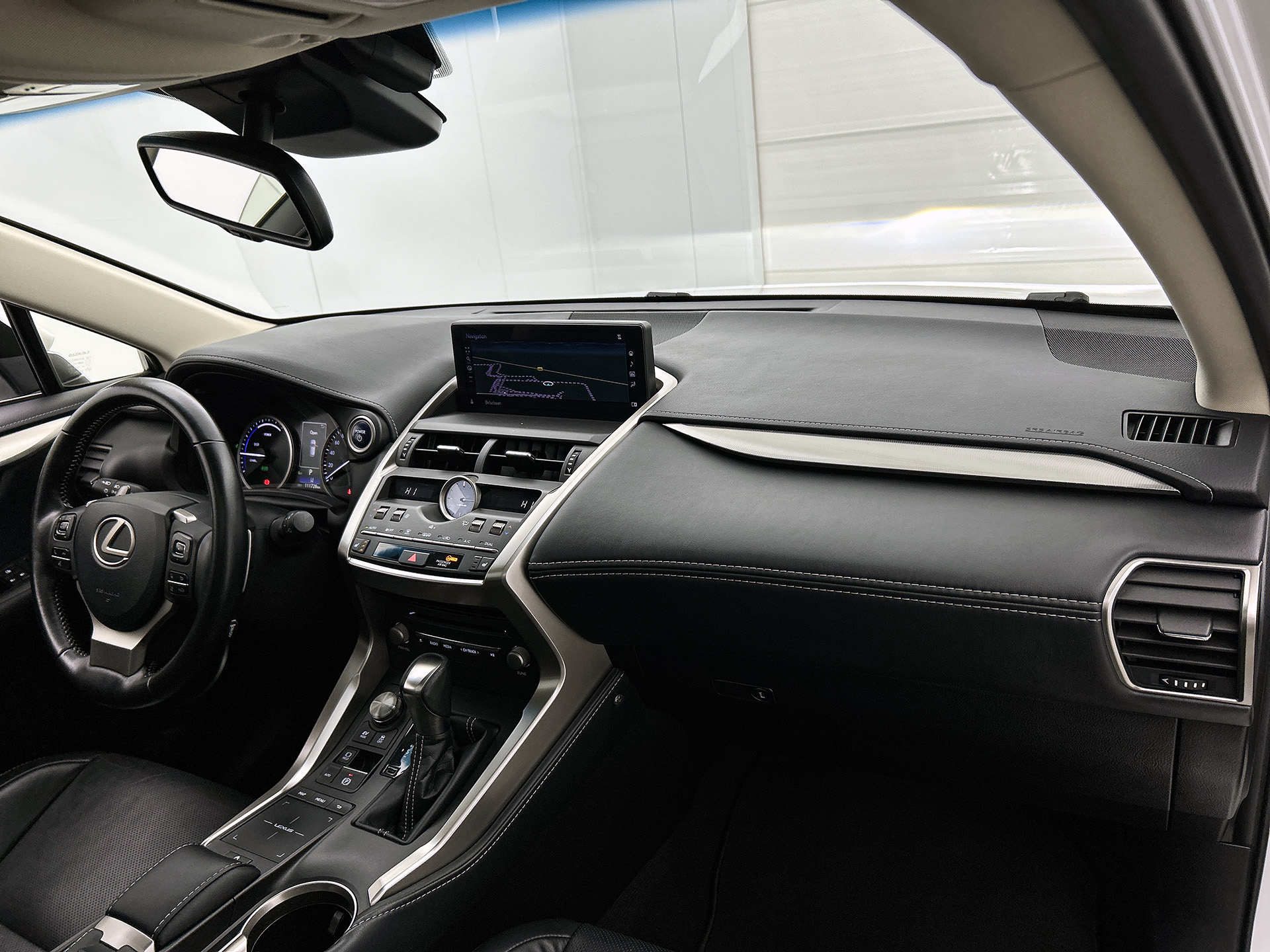 Foto van Lexus NX