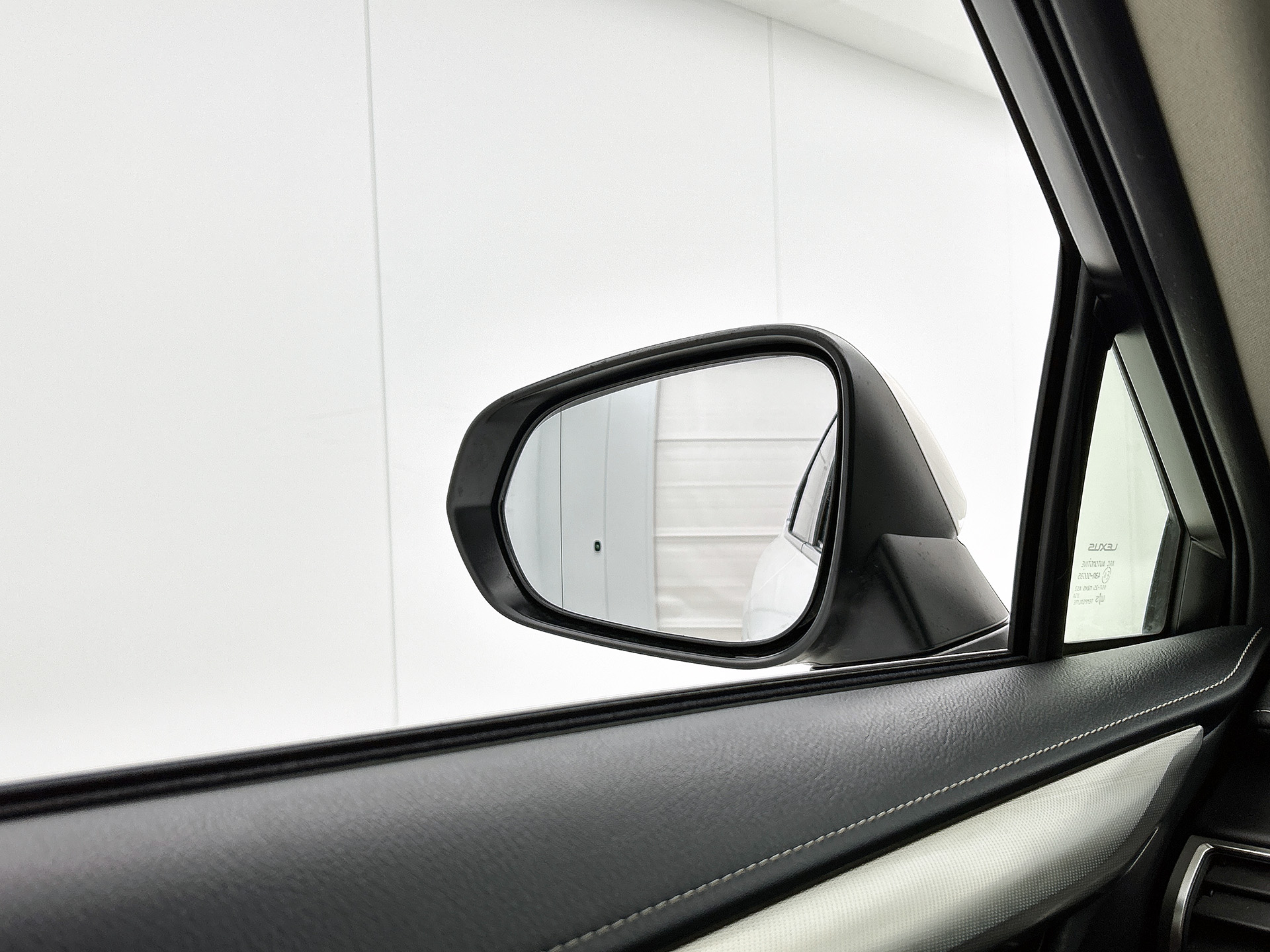 Foto van Lexus NX