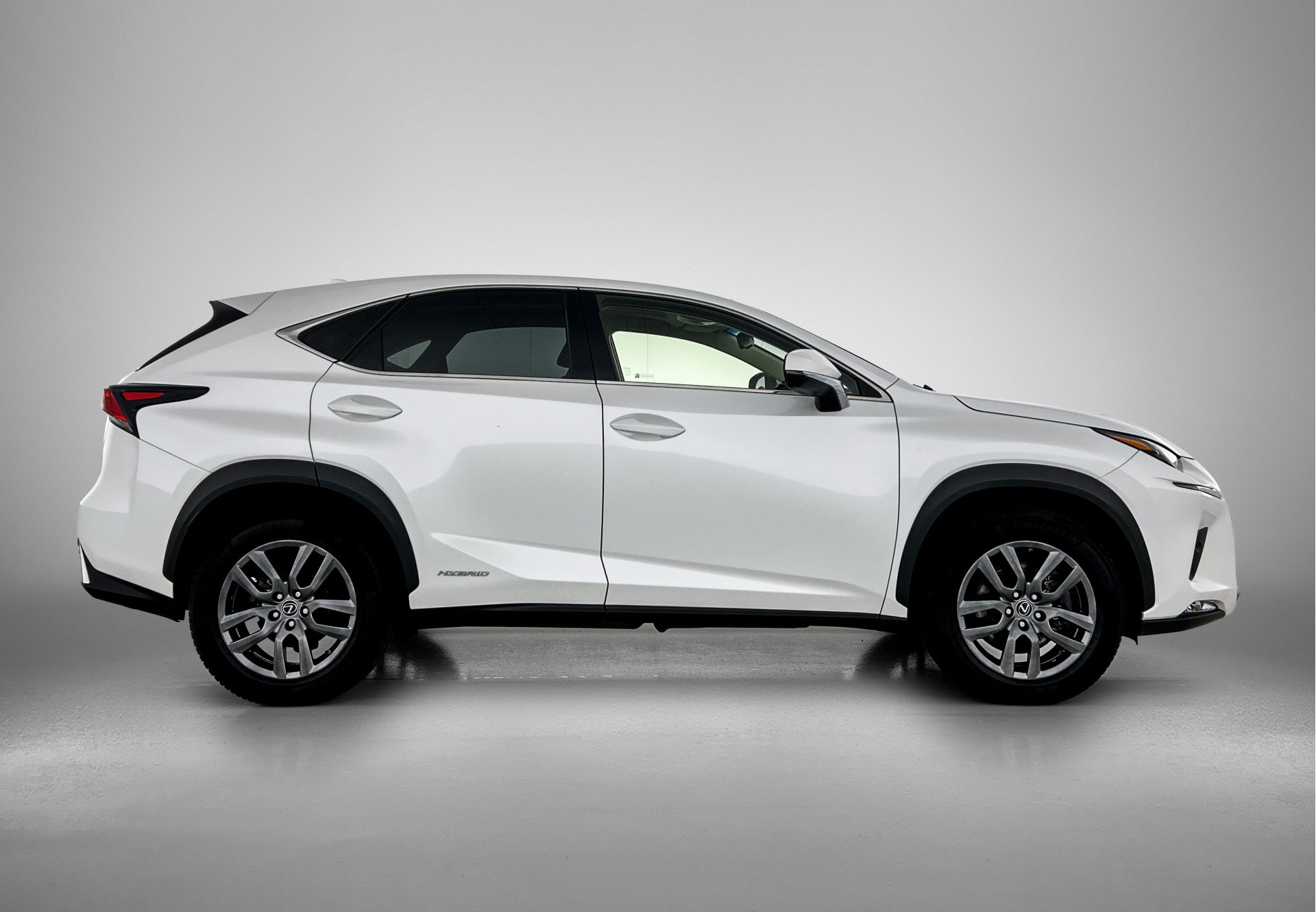 Foto van Lexus NX