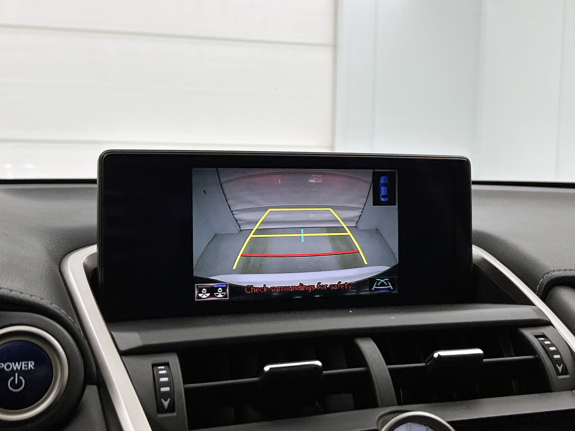 Foto van Lexus NX