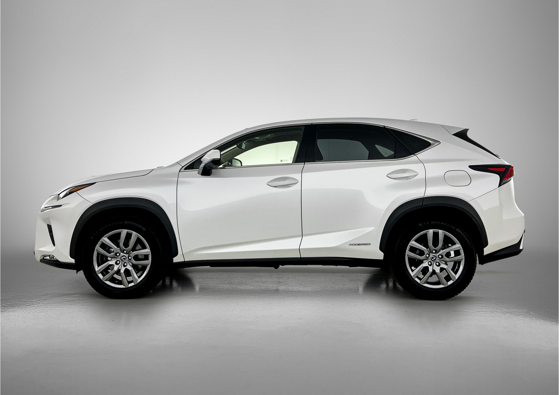 Foto van Lexus NX