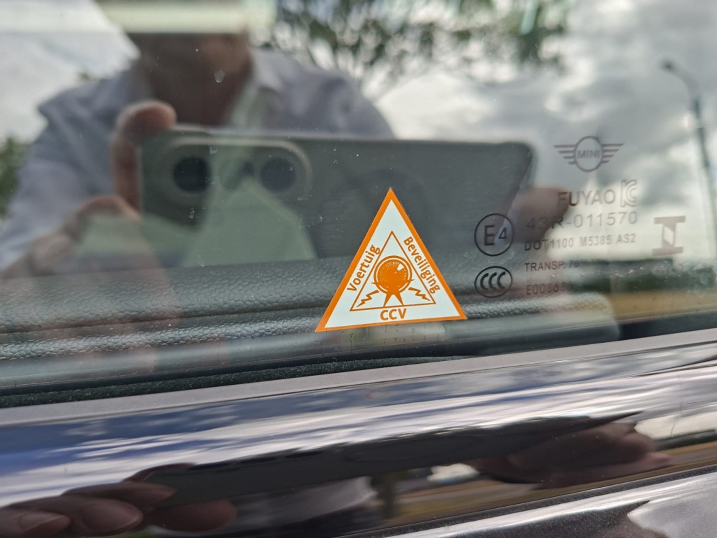 Foto van Mini Cooper E