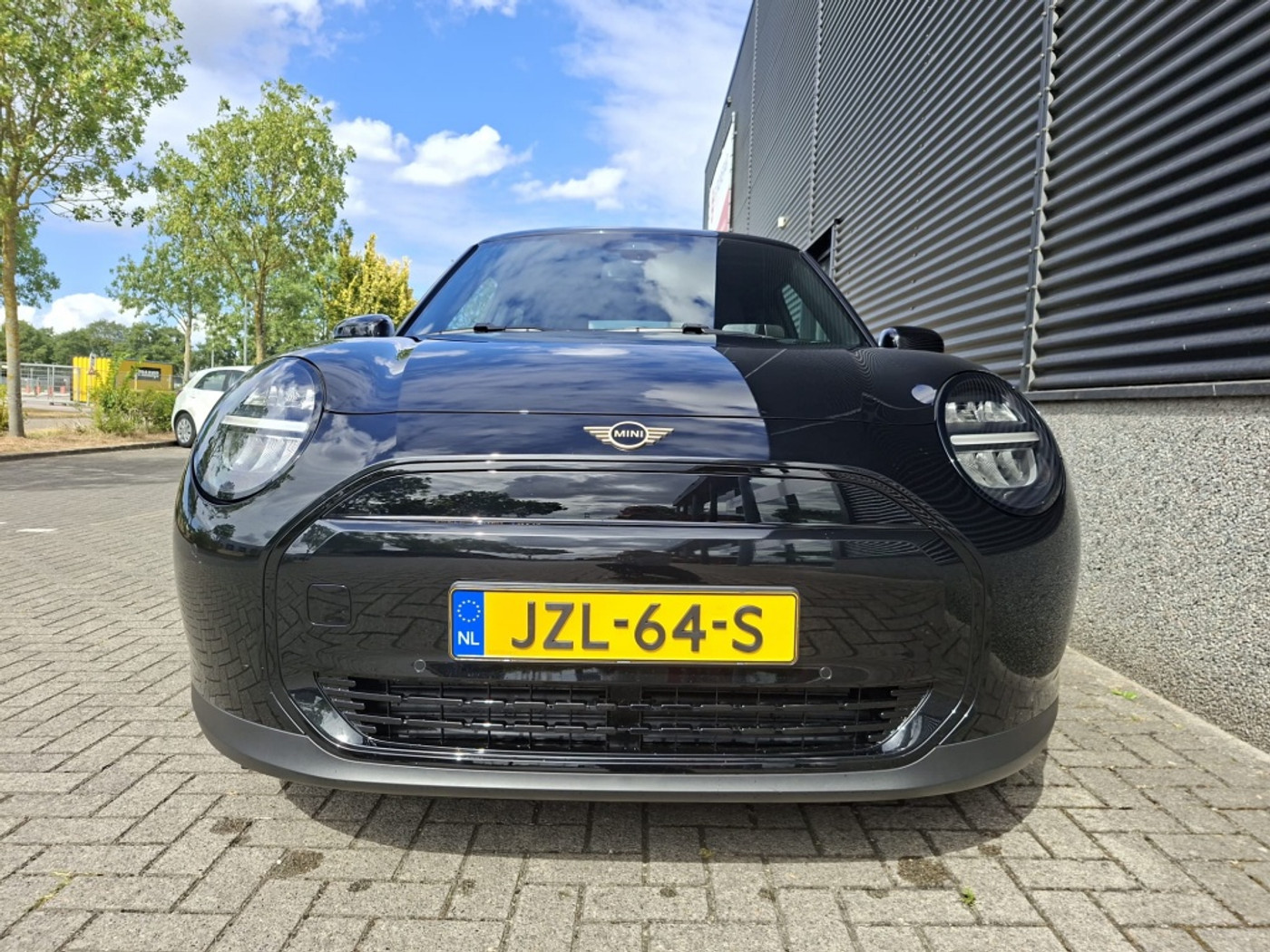 Foto van Mini Cooper E