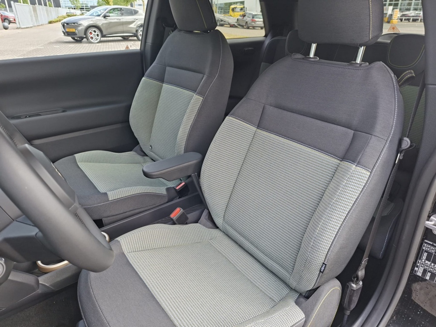Foto van Mini Cooper E