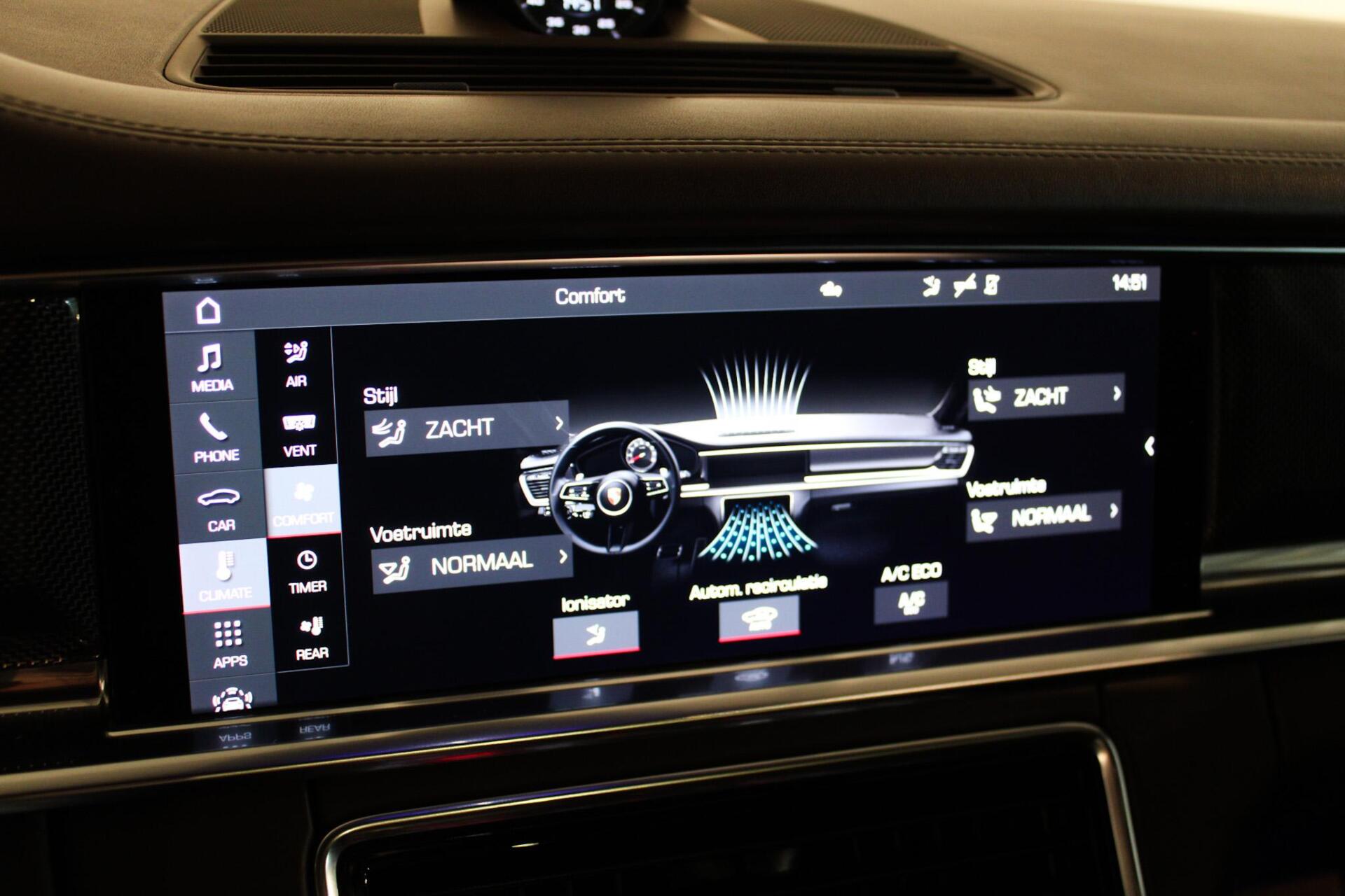 Foto van Porsche Panamera 4s E-hybrid