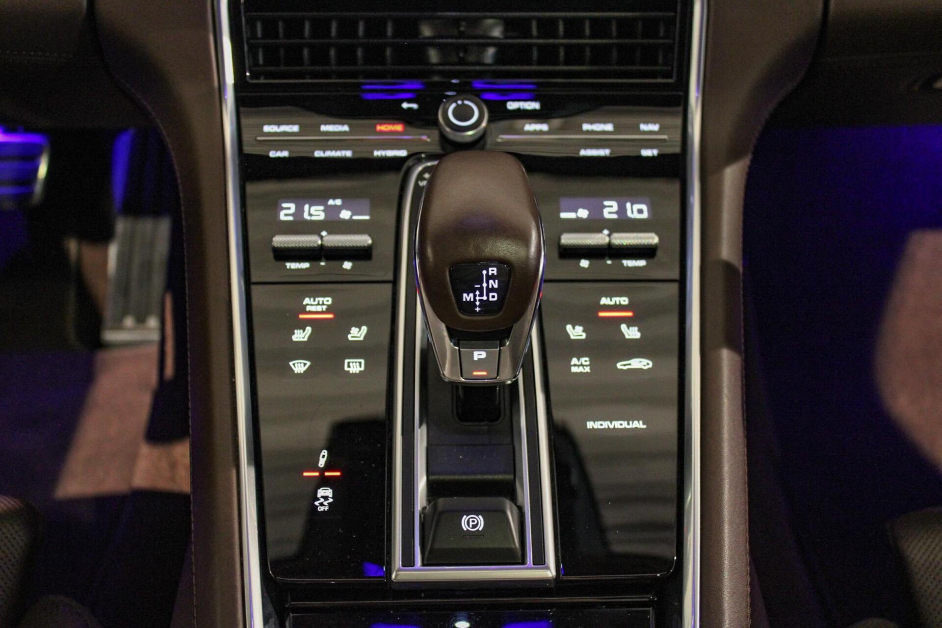 Foto van Porsche Panamera 4s E-hybrid