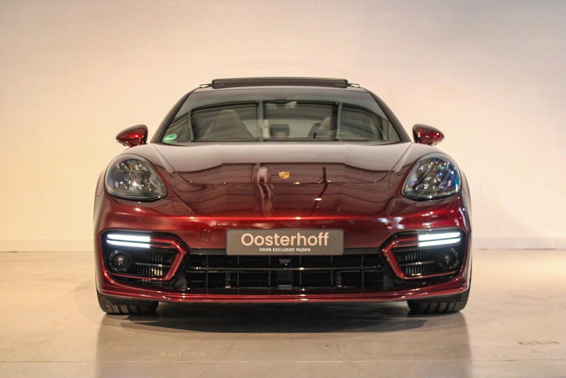 Foto van Porsche Panamera 4s E-hybrid