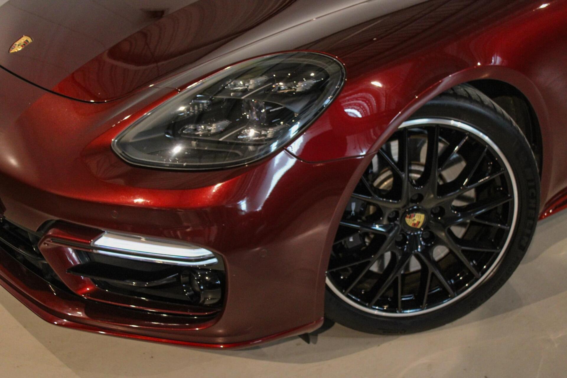 Foto van Porsche Panamera 4s E-hybrid