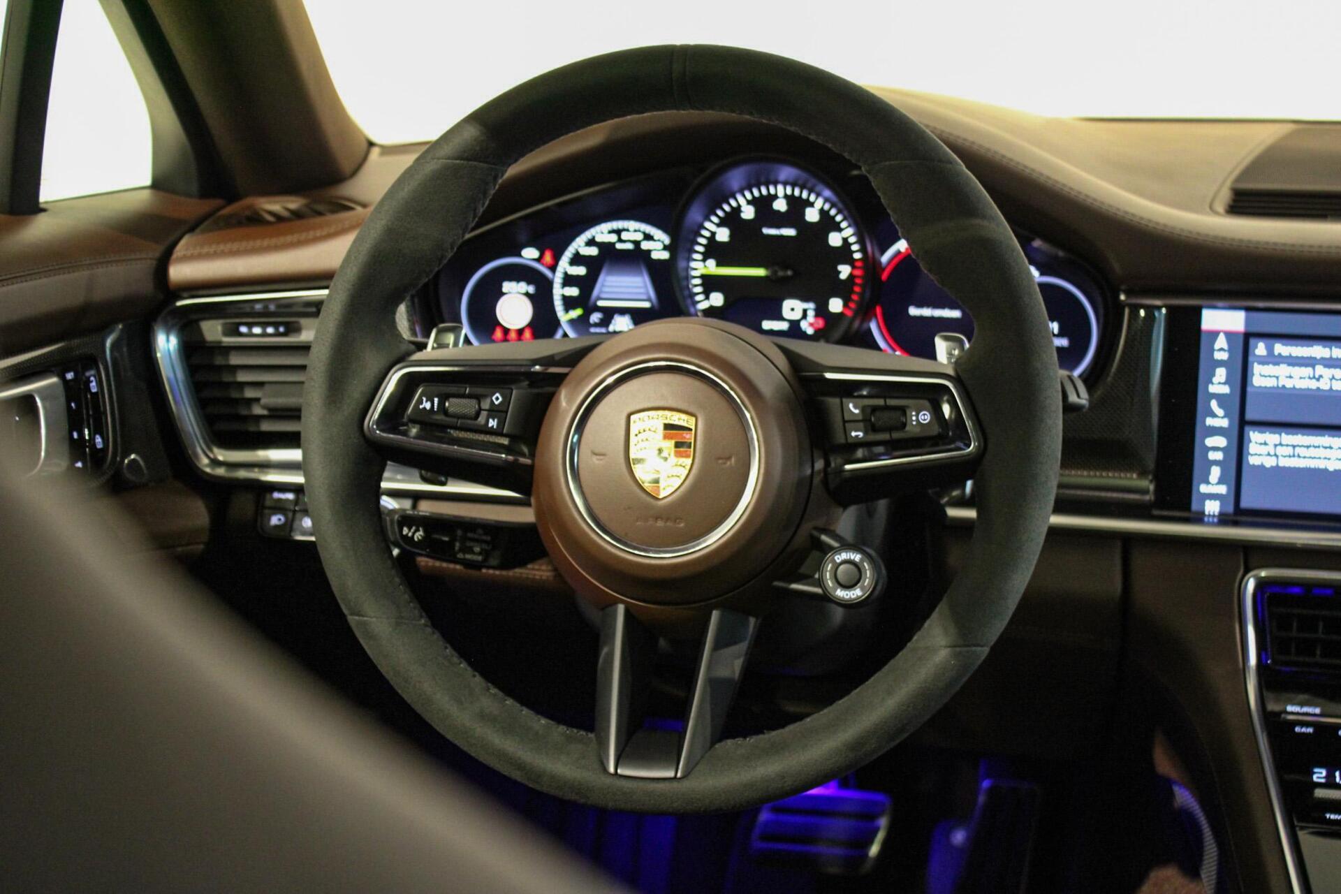Foto van Porsche Panamera 4s E-hybrid