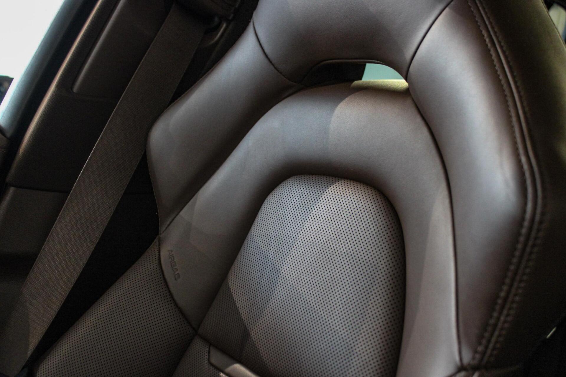 Foto van Porsche Panamera 4s E-hybrid