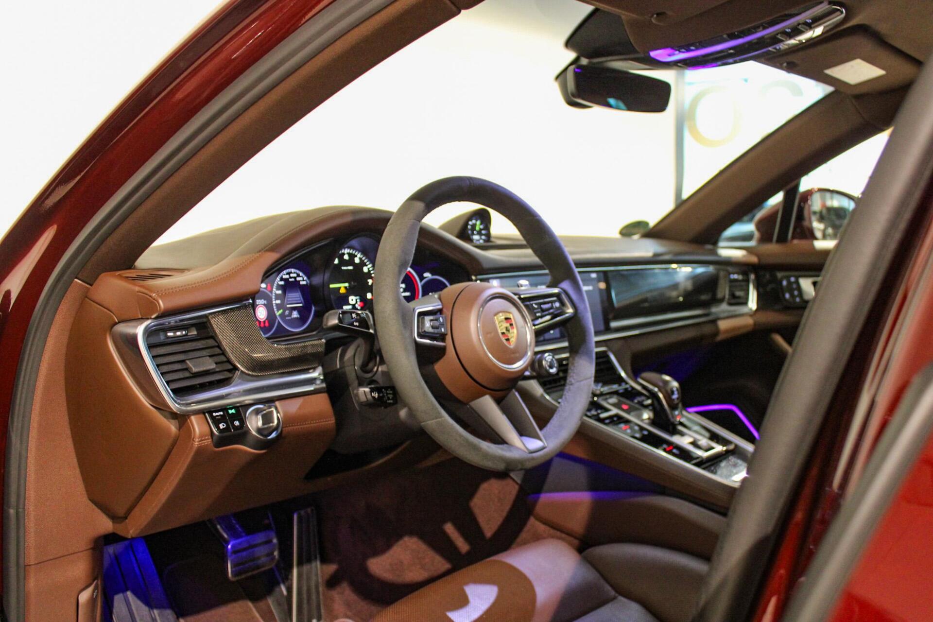 Foto van Porsche Panamera 4s E-hybrid