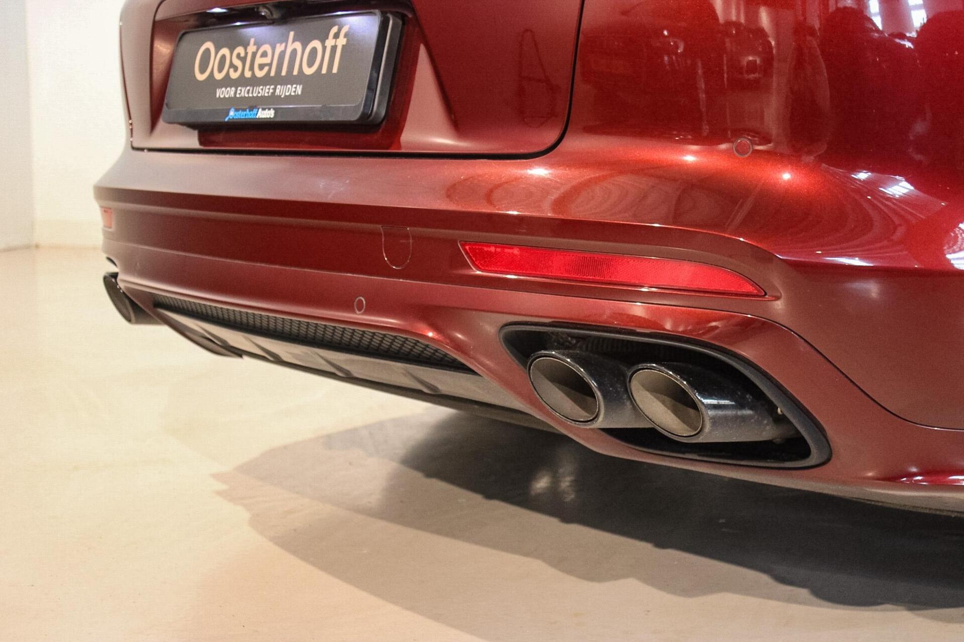 Foto van Porsche Panamera 4s E-hybrid