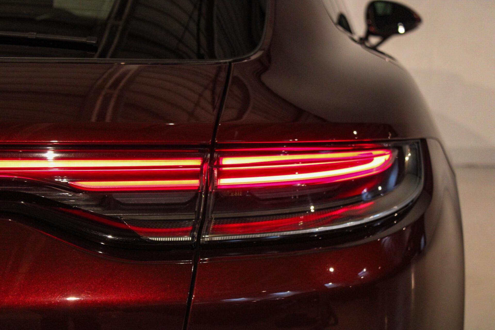 Foto van Porsche Panamera 4s E-hybrid