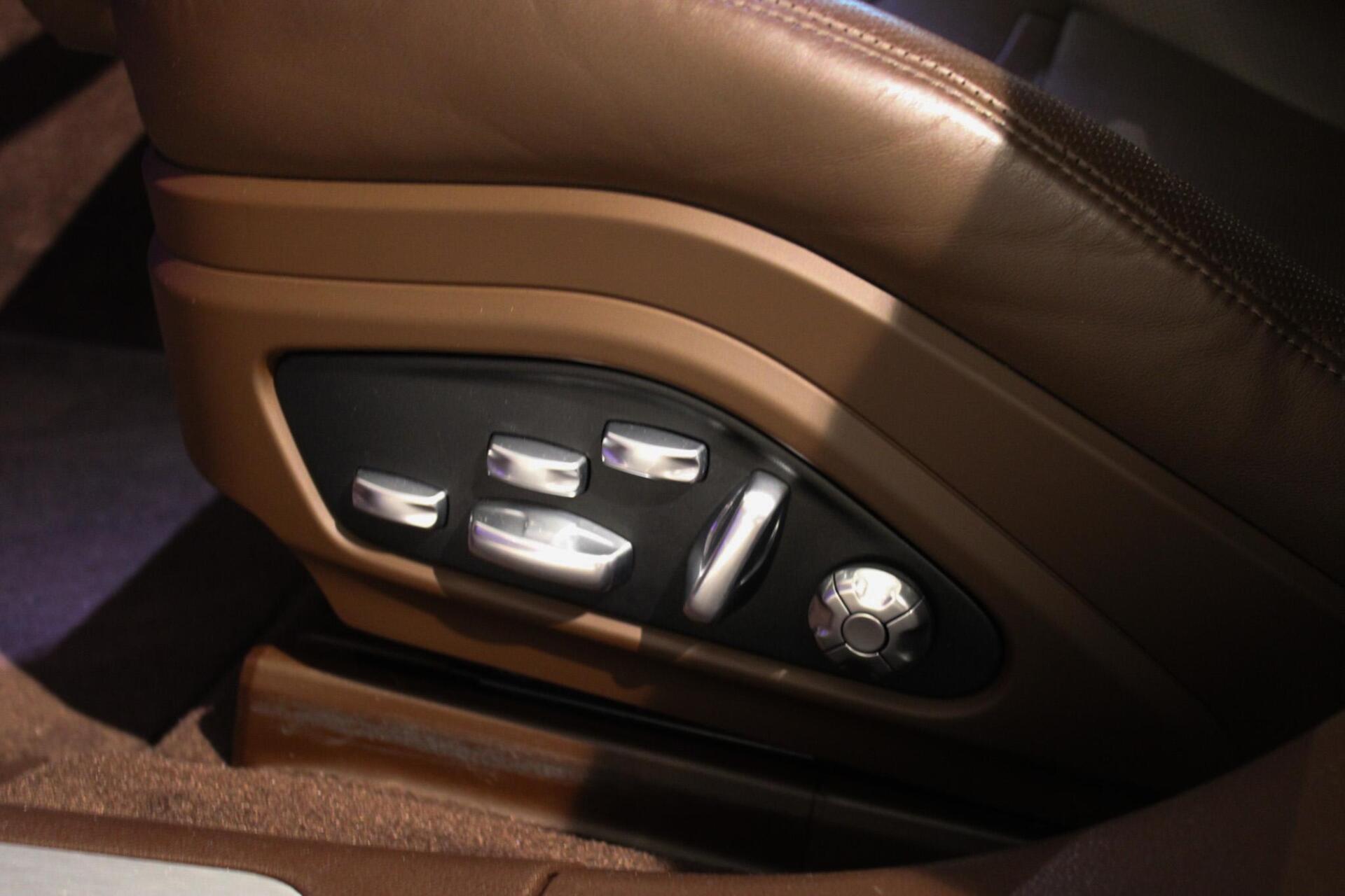 Foto van Porsche Panamera 4s E-hybrid