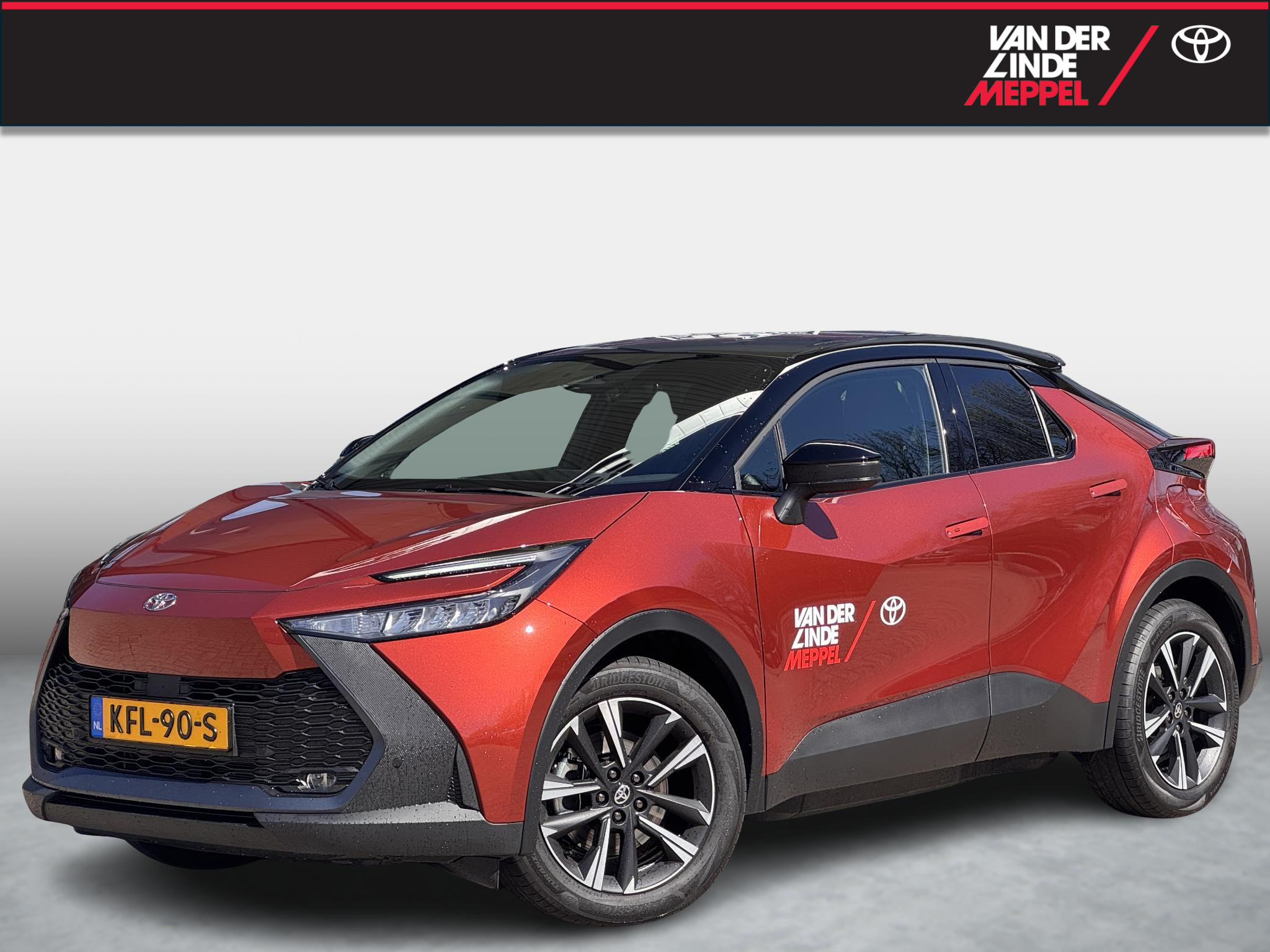 Toyota Toyota C-hr 2.0 Plug-in 220 Dynamic Navi Cruise Clima NL 2026 - voorkant