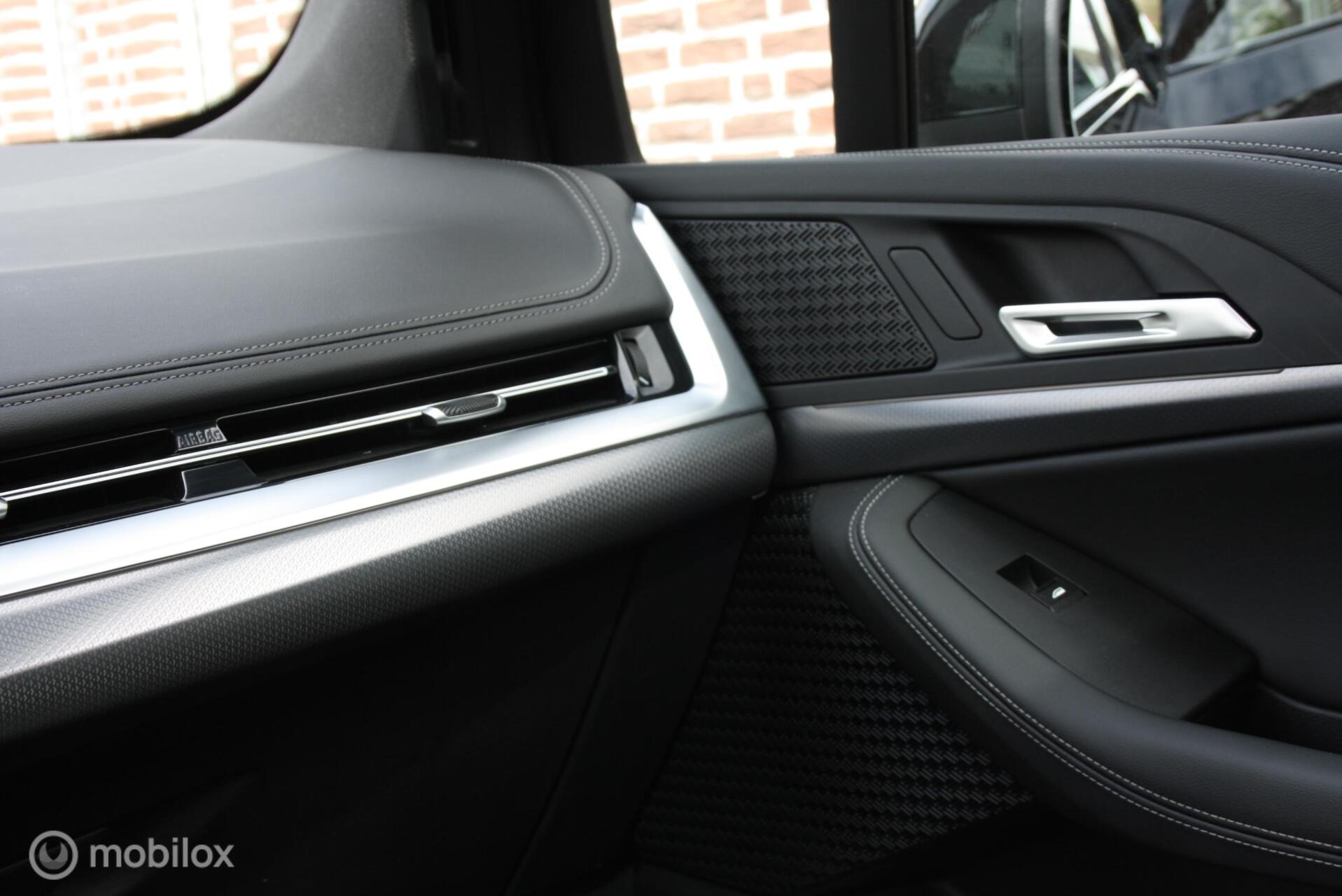 Foto van BMW 225e xDrive Active Tourer