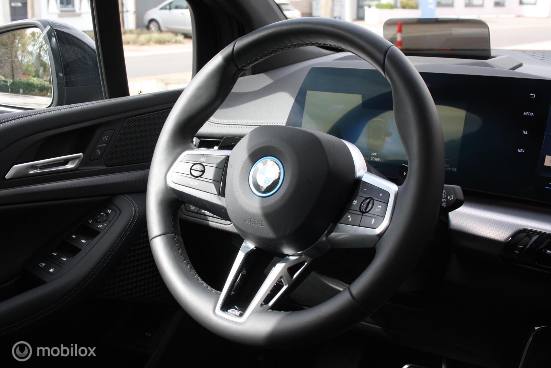 Foto van BMW 225e xDrive Active Tourer