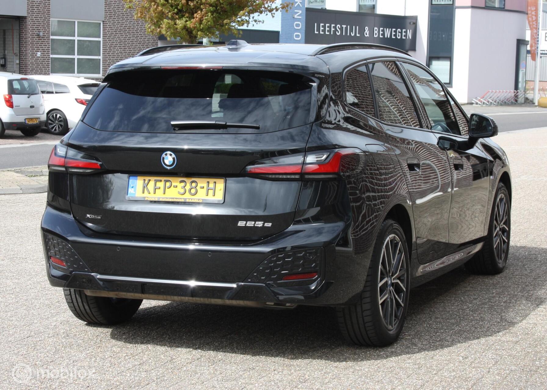 Foto van BMW 225e xDrive Active Tourer