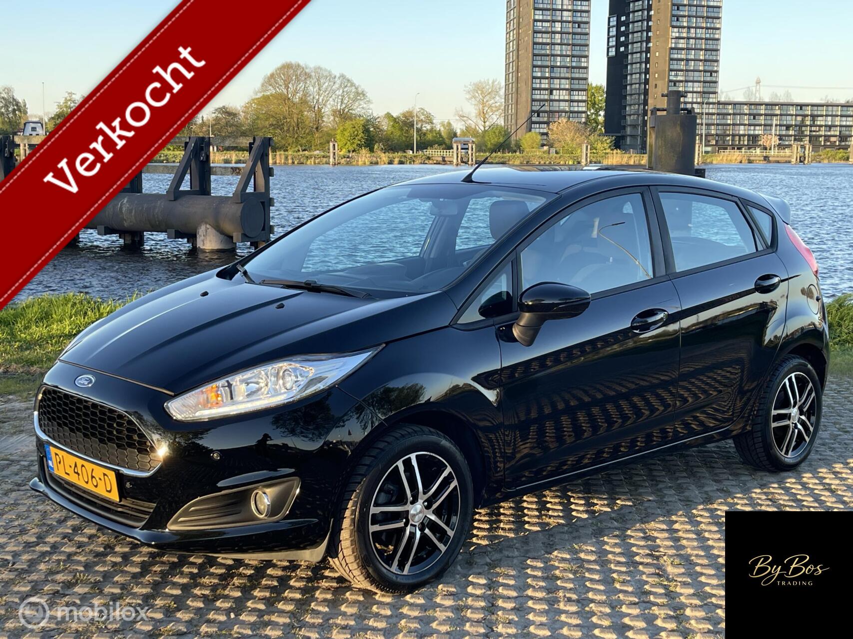 Ford Fiesta 1.0 Style Ultimate Led Navi Airco Cruise PDC Trekh. 2017 - voorkant