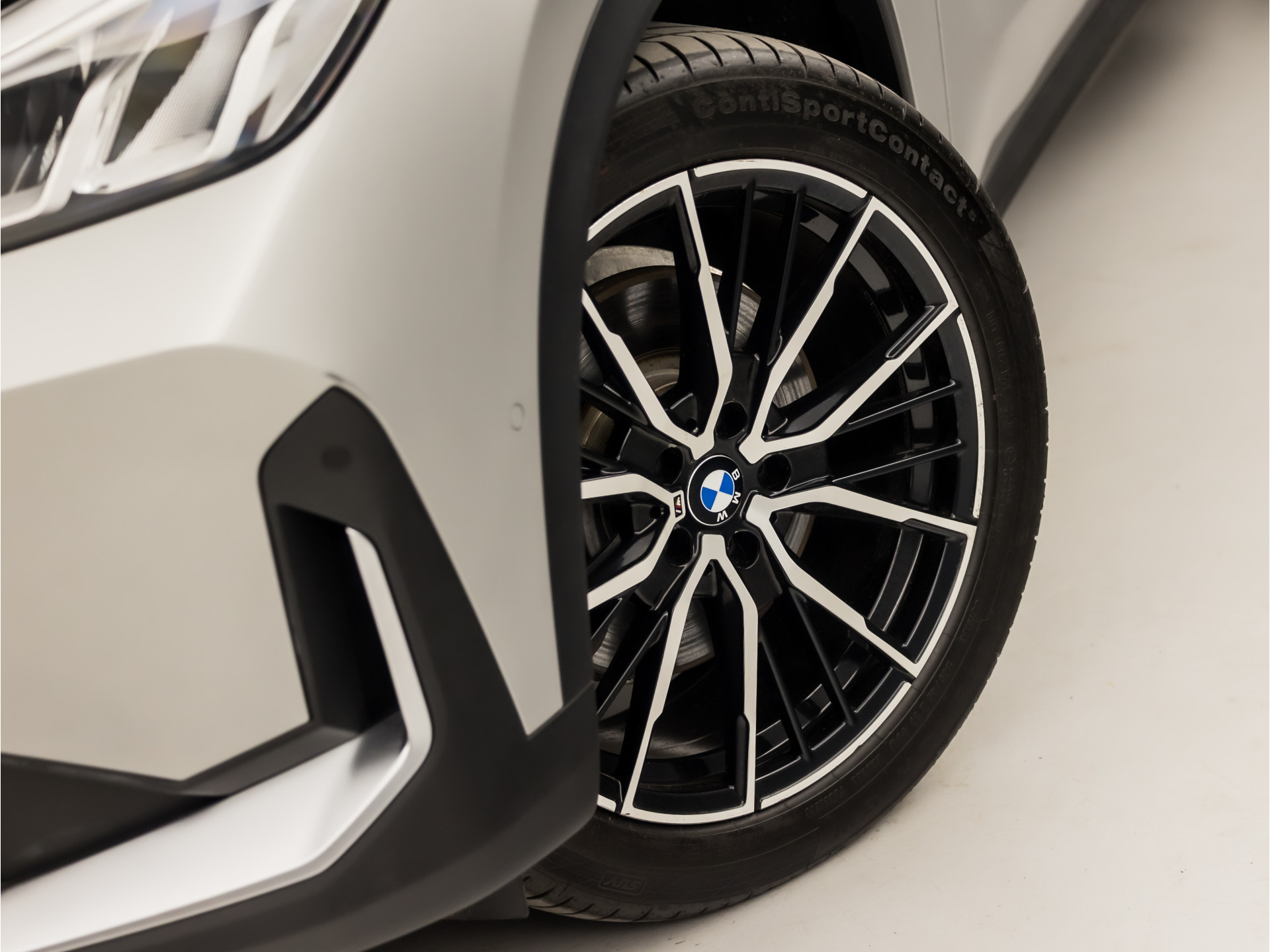 Foto van BMW X1 Xdrive25e