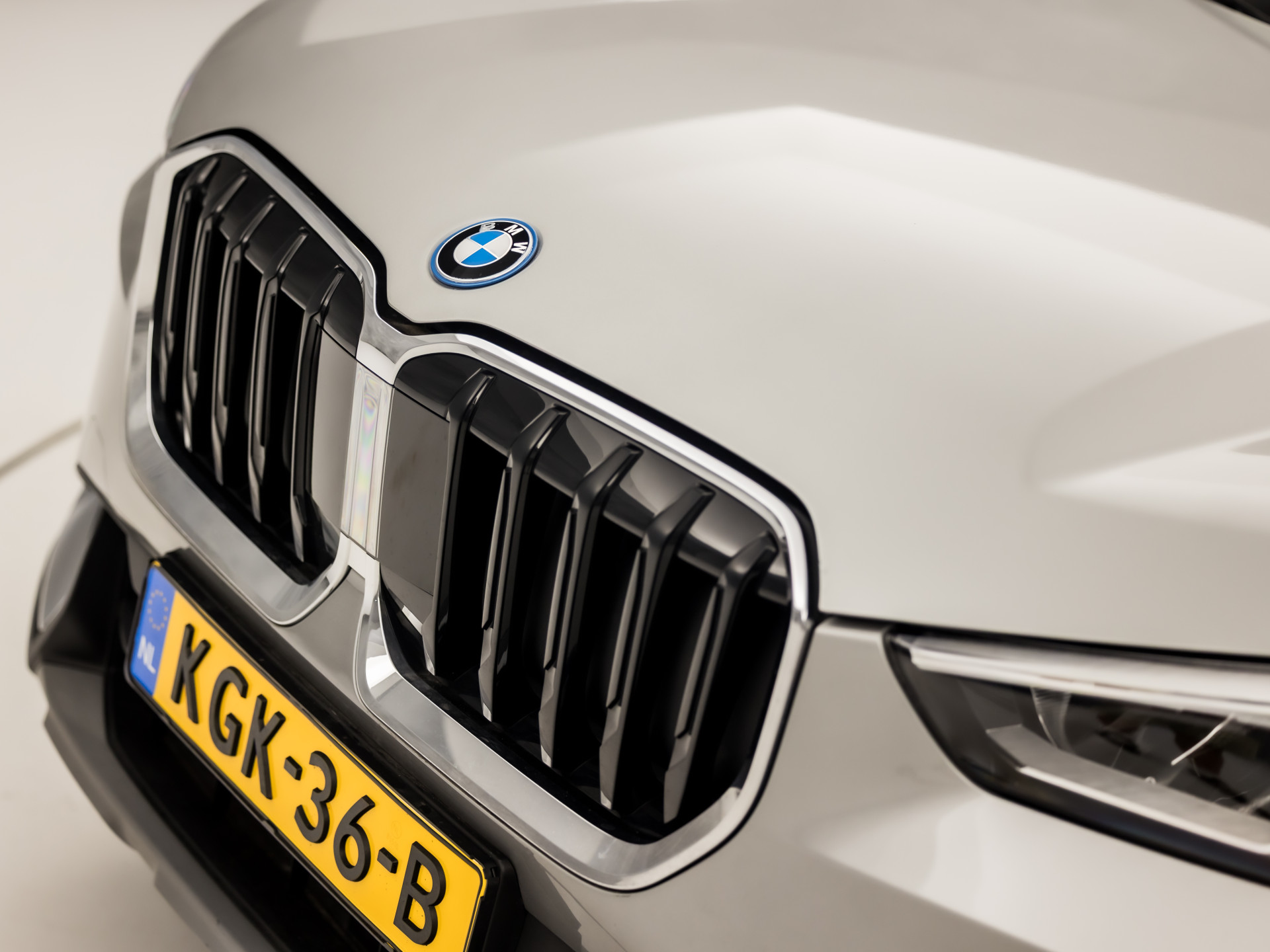 Foto van BMW X1 Xdrive25e