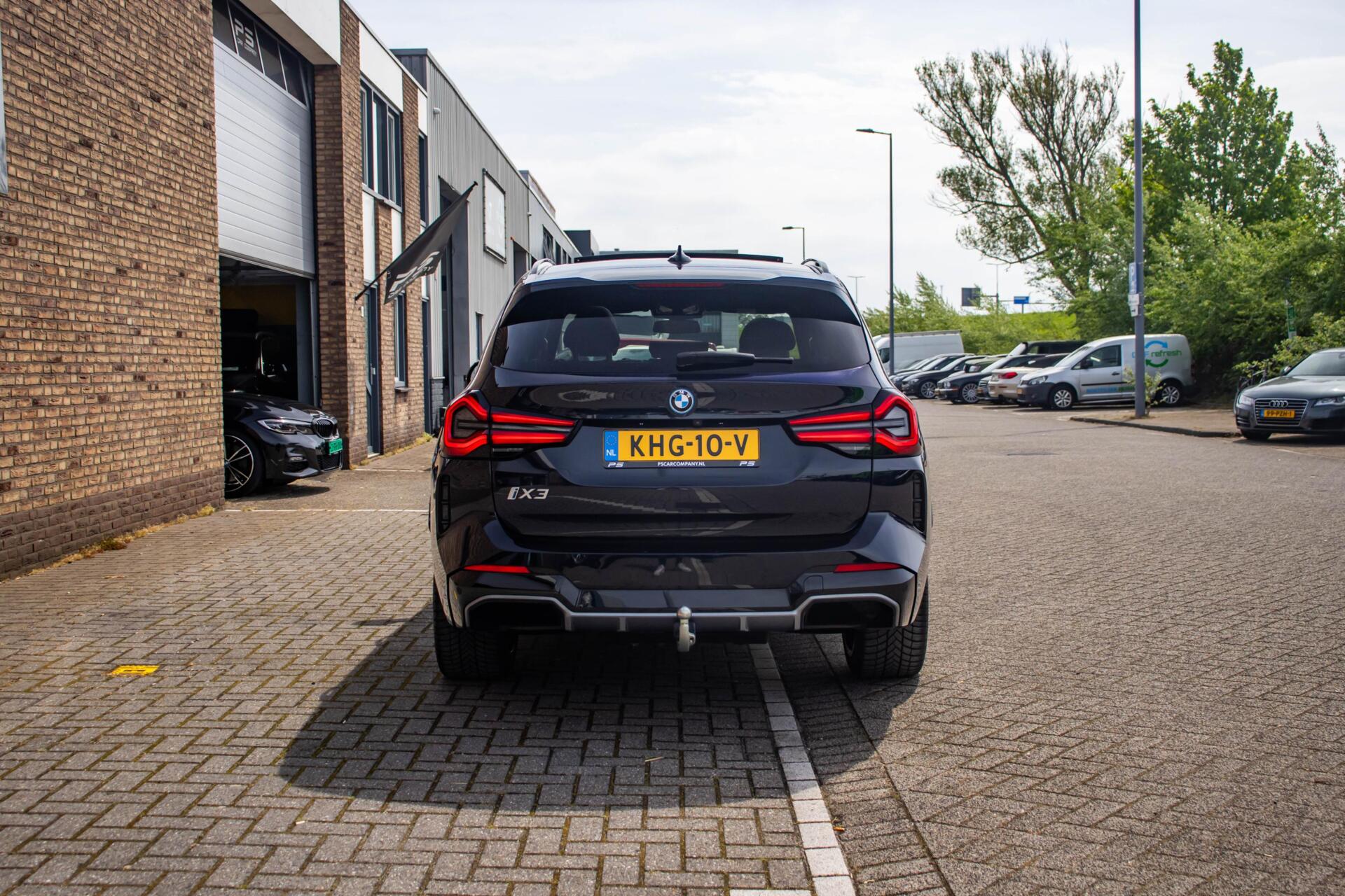 Foto van BMW Ix3