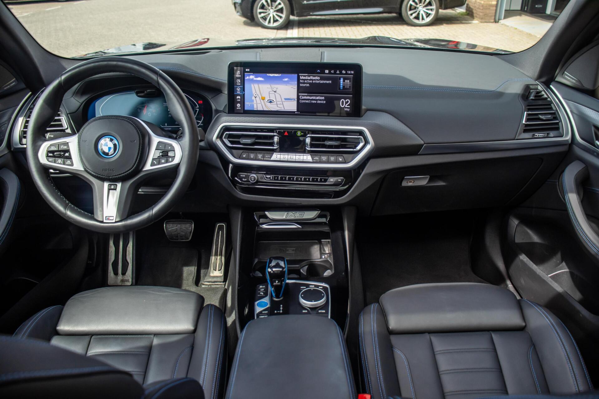 Foto van BMW Ix3