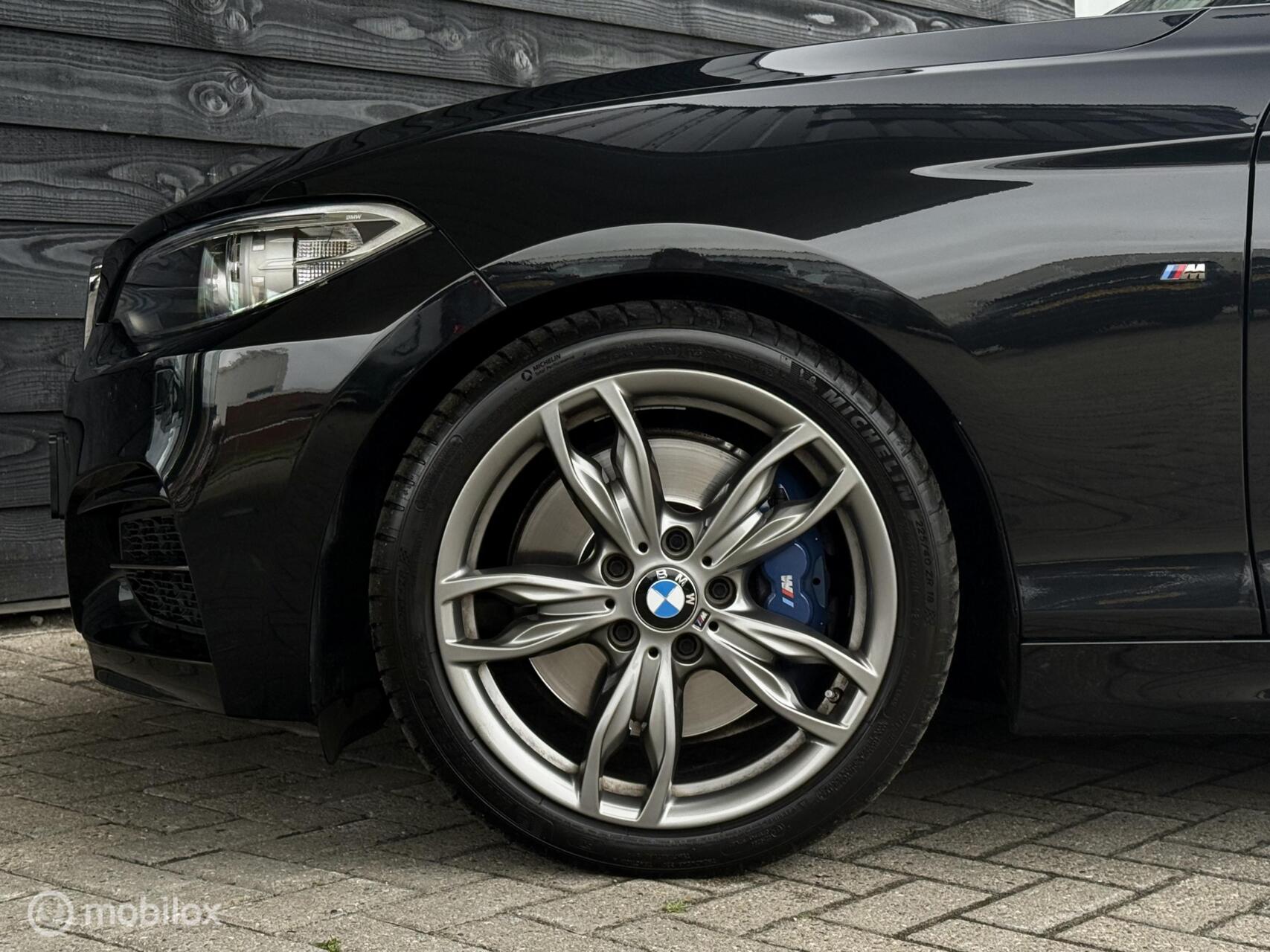 Foto van BMW M235i