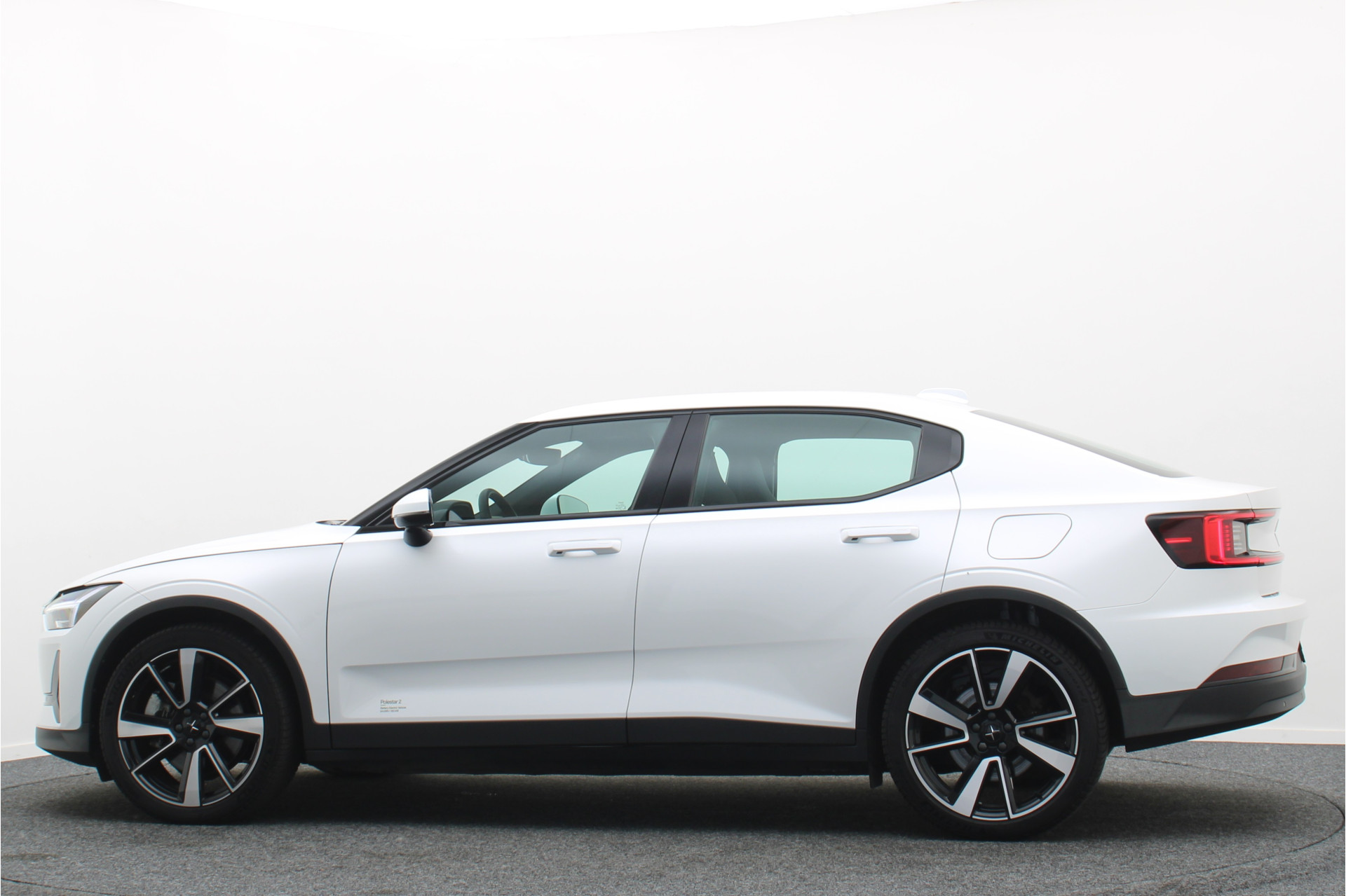 Foto van Polestar 2