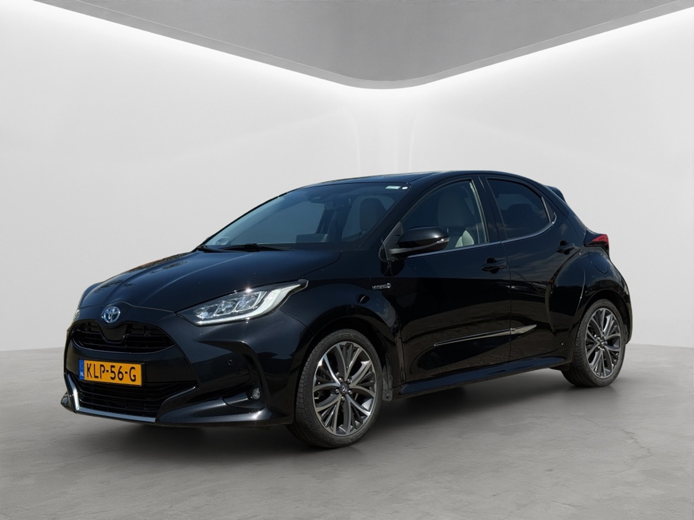 Toyota Toyota Yaris 1.5 Hyb. Launch Vol Leder JBL HUD PDC Led 2021 - voorkant