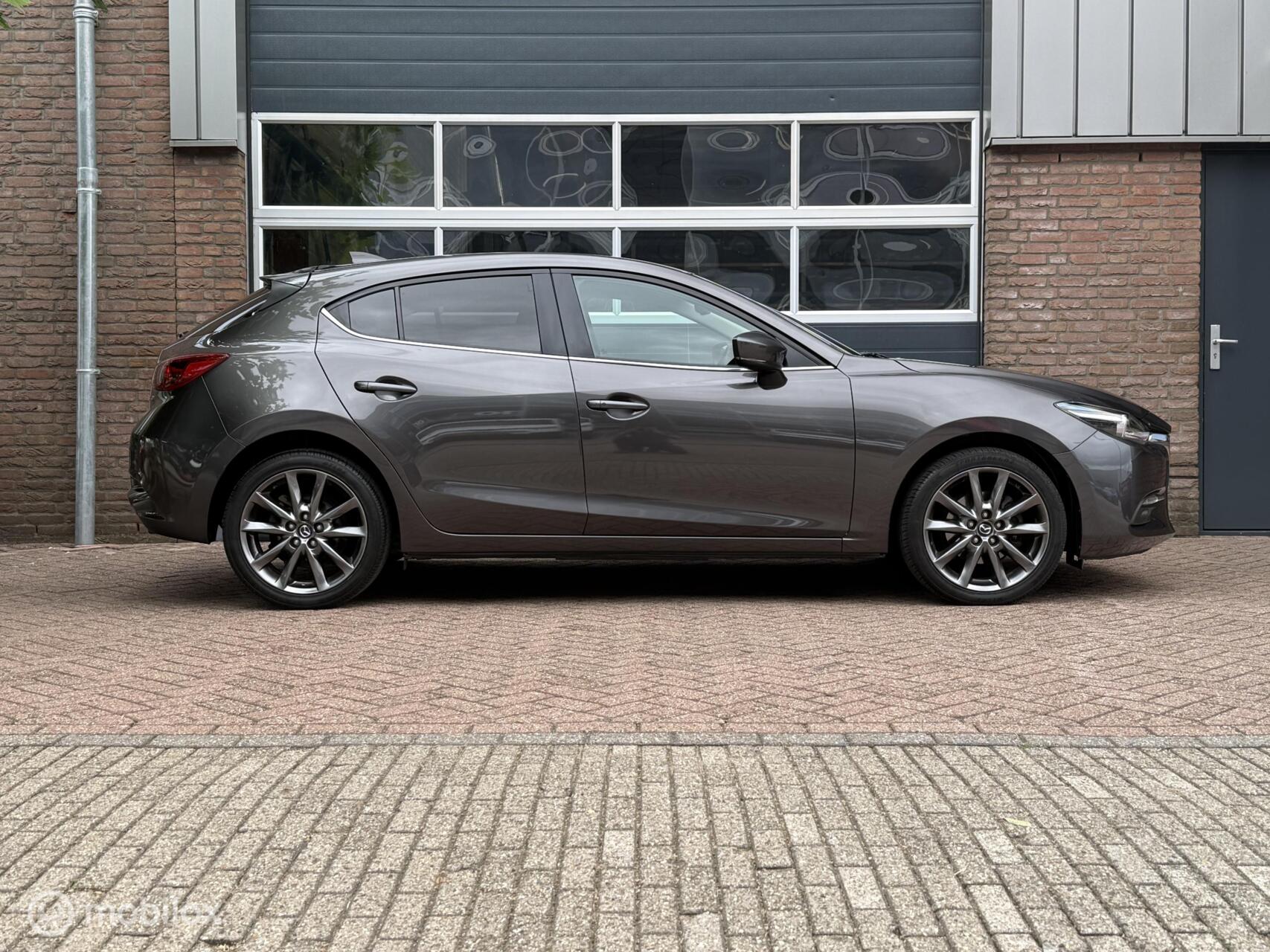 Foto van Mazda 3